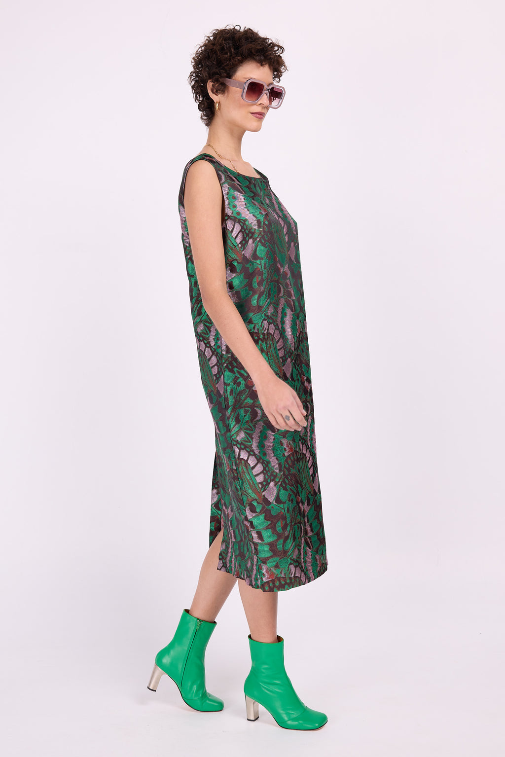 Ellen-Kleid aus fliederfarbenem Schmetterlings-Jacquard