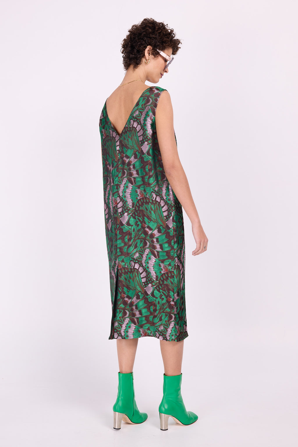 Ellen-Kleid aus fliederfarbenem Schmetterlings-Jacquard