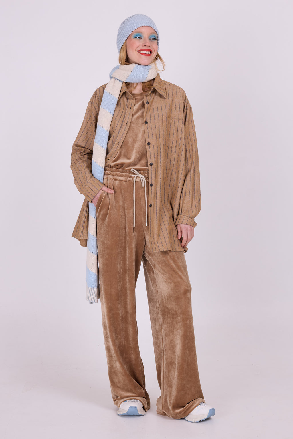 Zuka Samthose in Latte