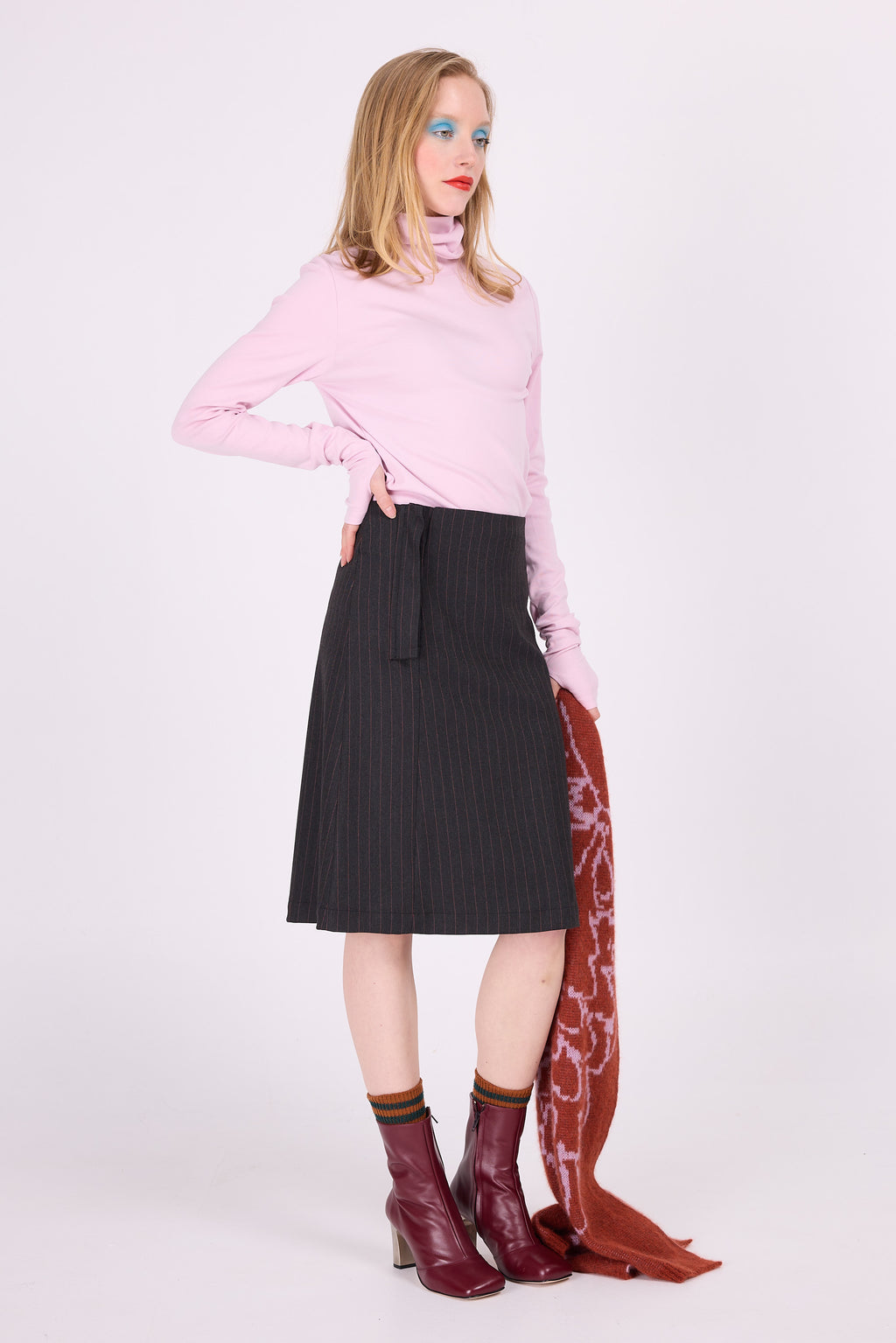 Eloise-Rock mit rosa Kreidestreifen