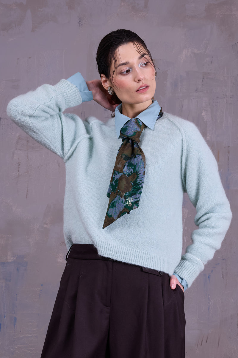 Girsa sjaaltje in rivergreen