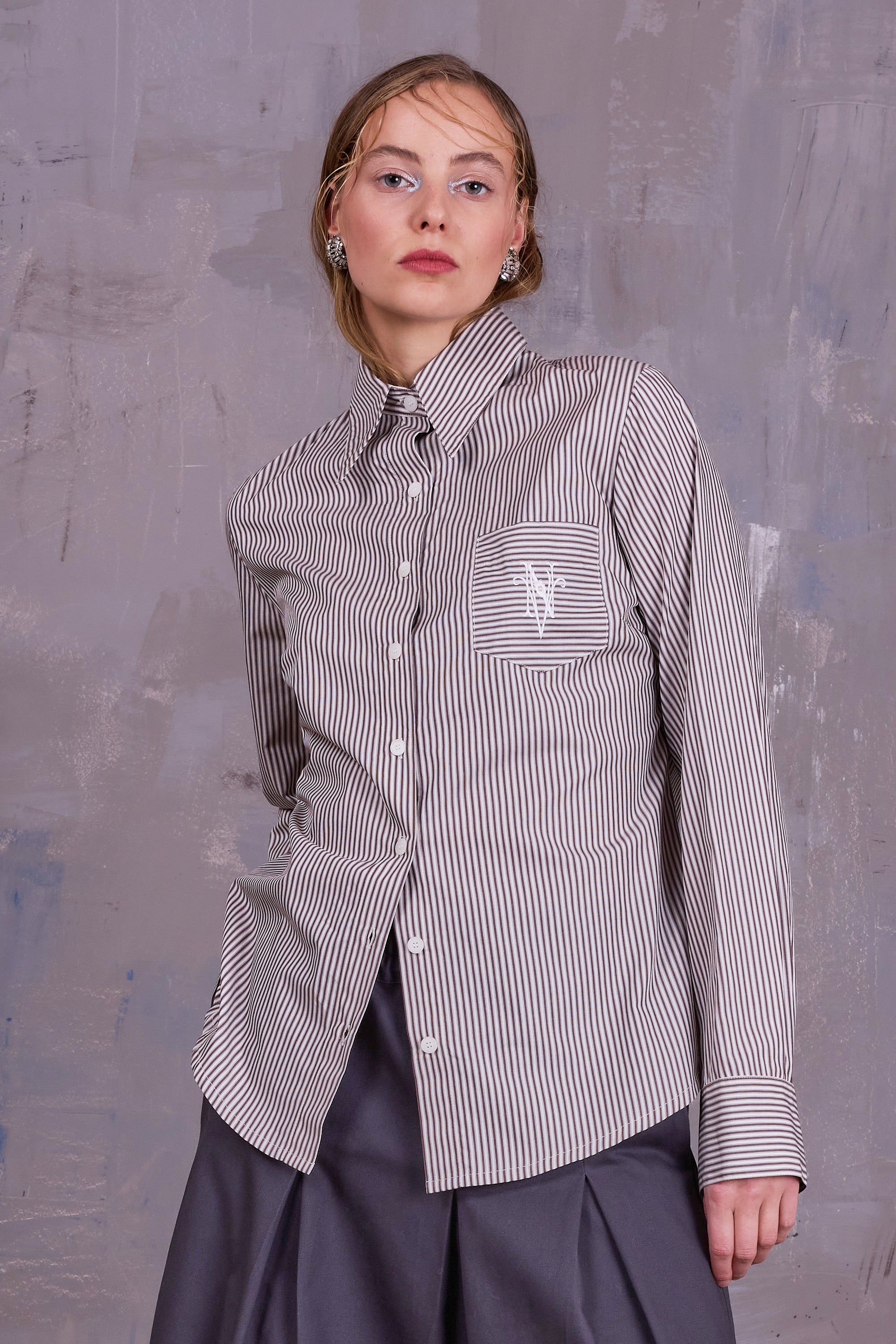 Ginny shirt in brown ecru vintage cotton stripes