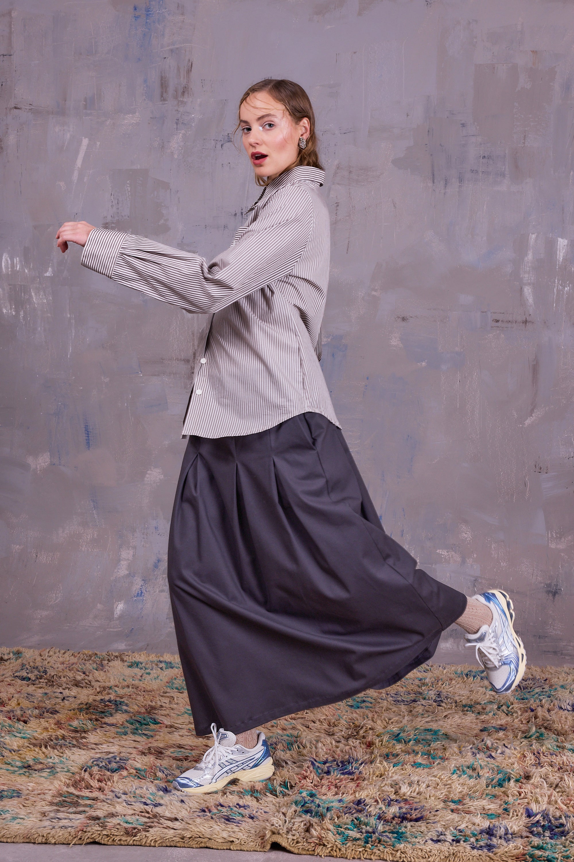 Ginny shirt in brown ecru vintage cotton stripes