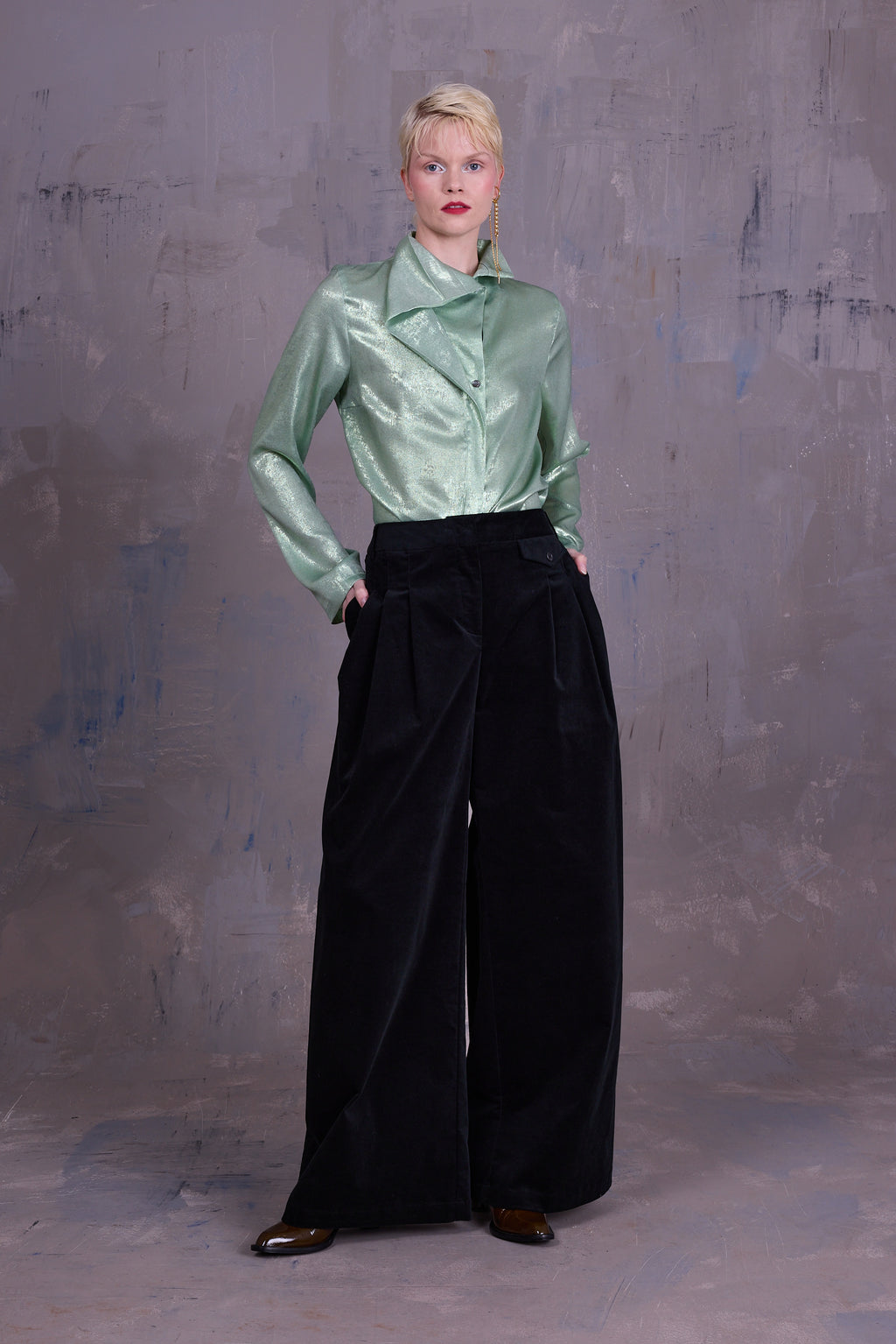 Cecile asymmetrical blouse in glossy mint