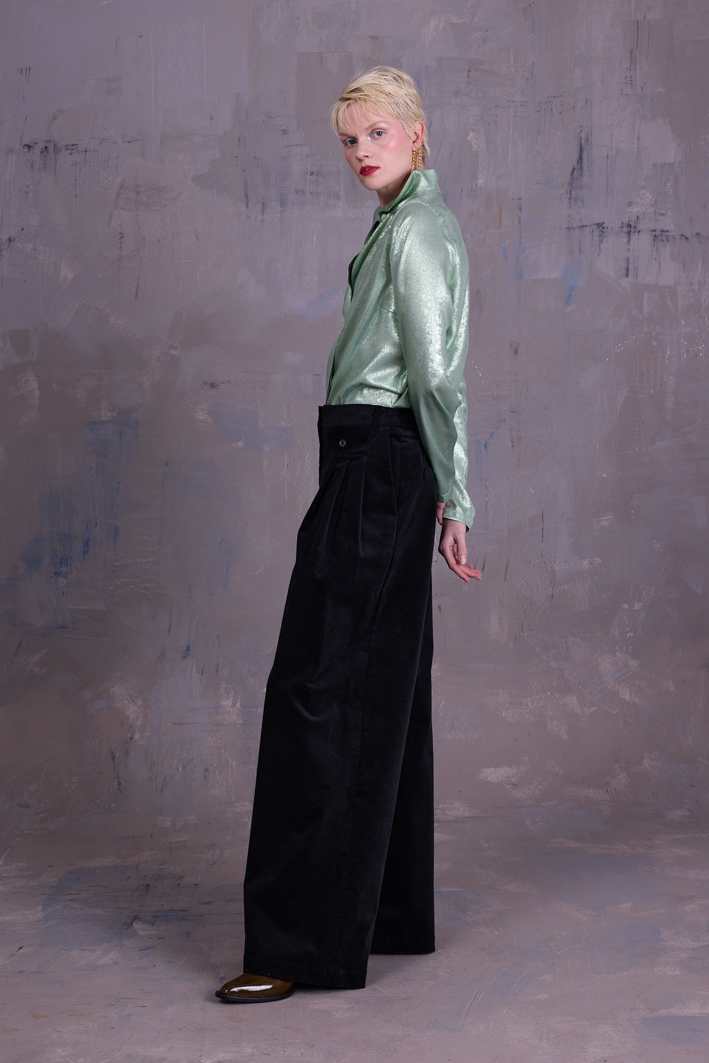Cecile asymmetrical blouse in glossy mint