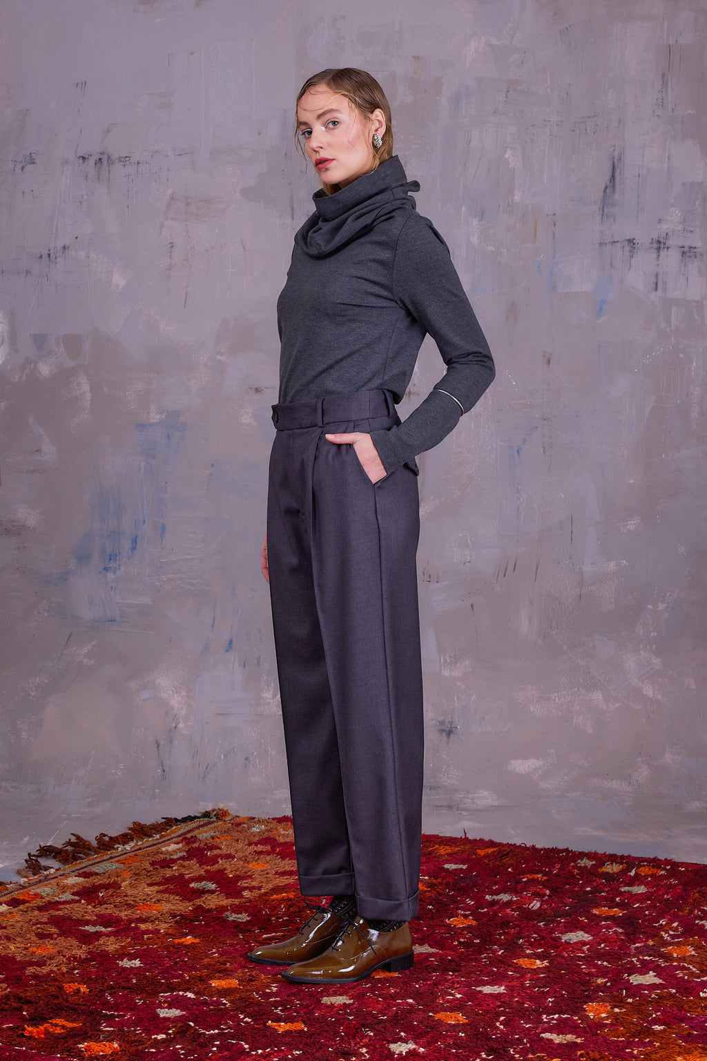 Georgina sweater in dark grey