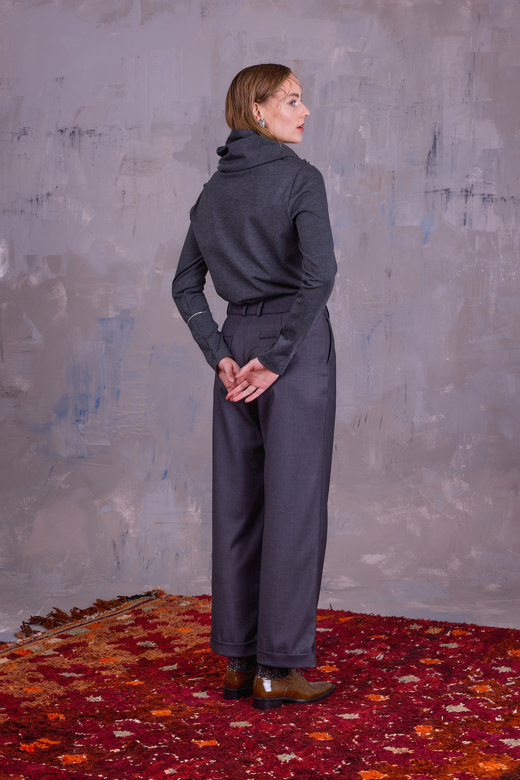 Georgina sweater in dark grey