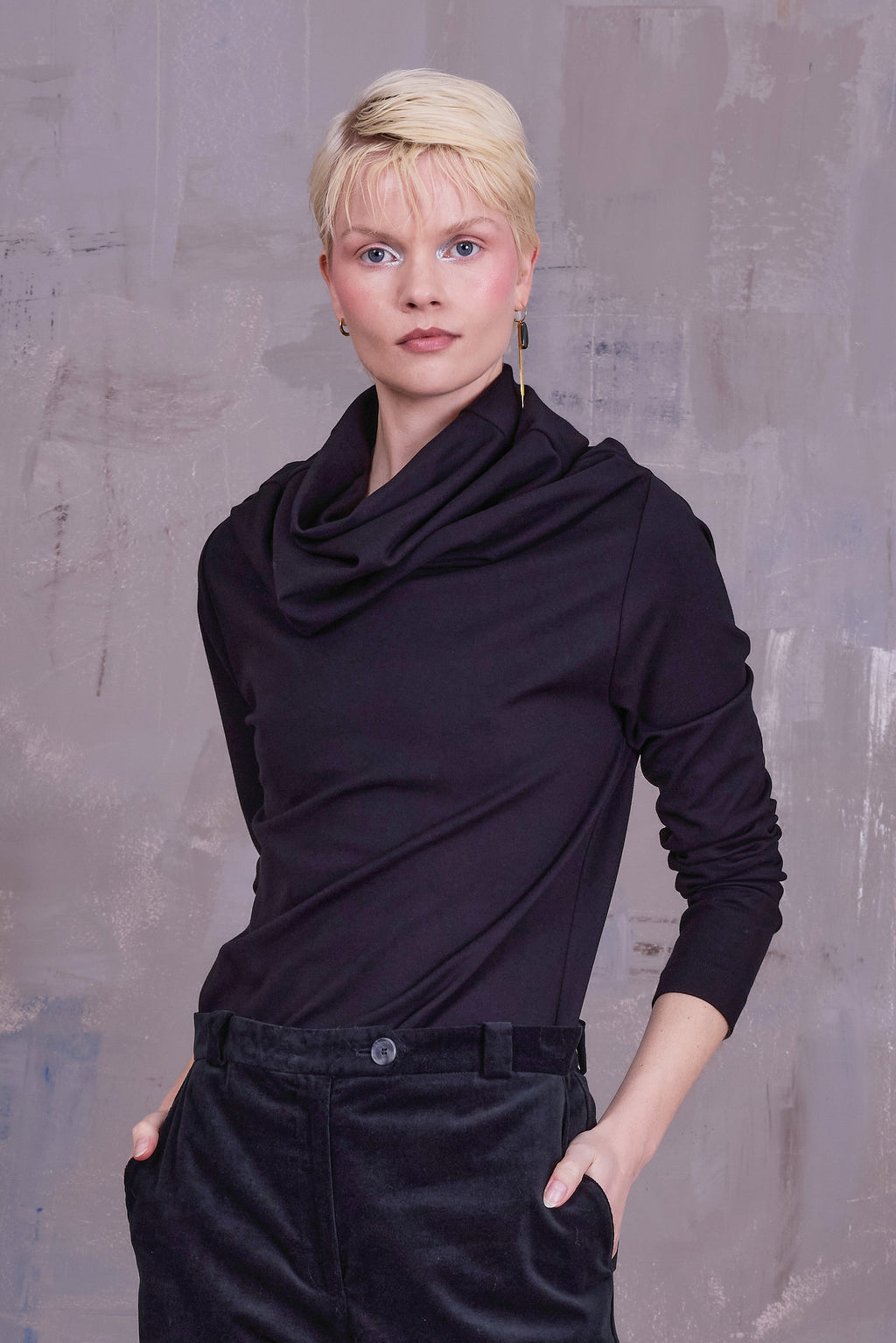 Georgina sweater in black