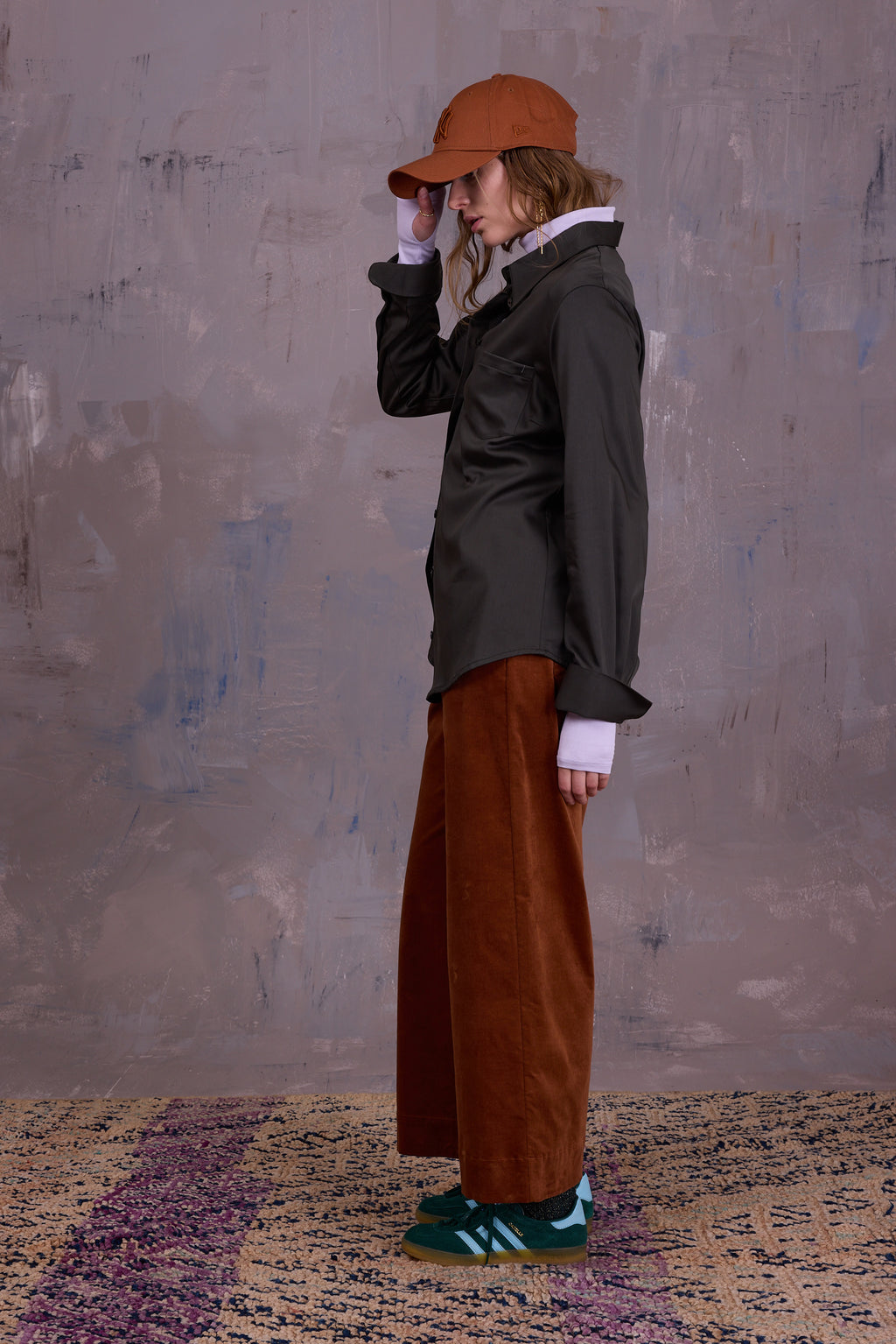 Filou hemd in dark olive satijn