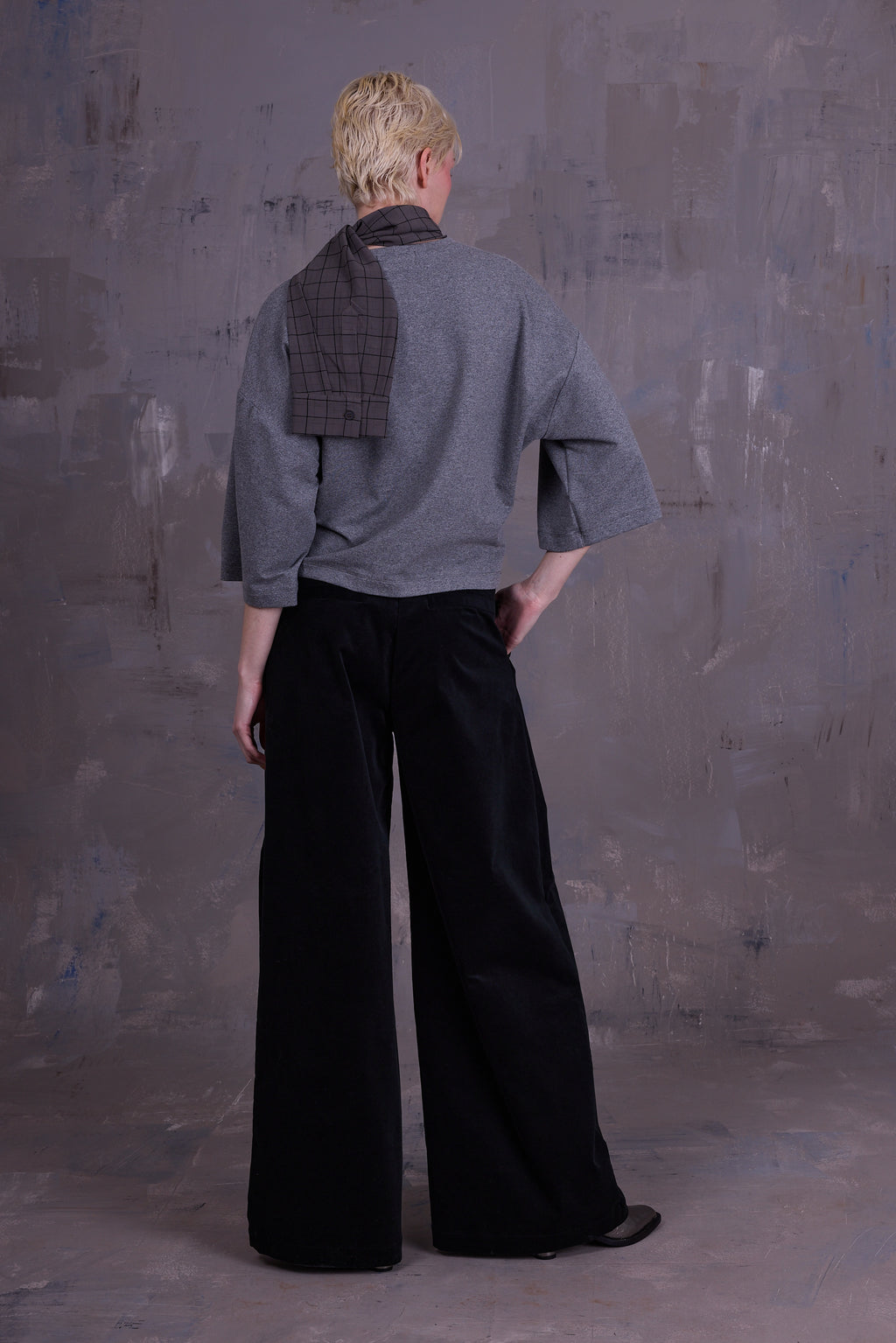 Dotty sweater in cloudy grey
