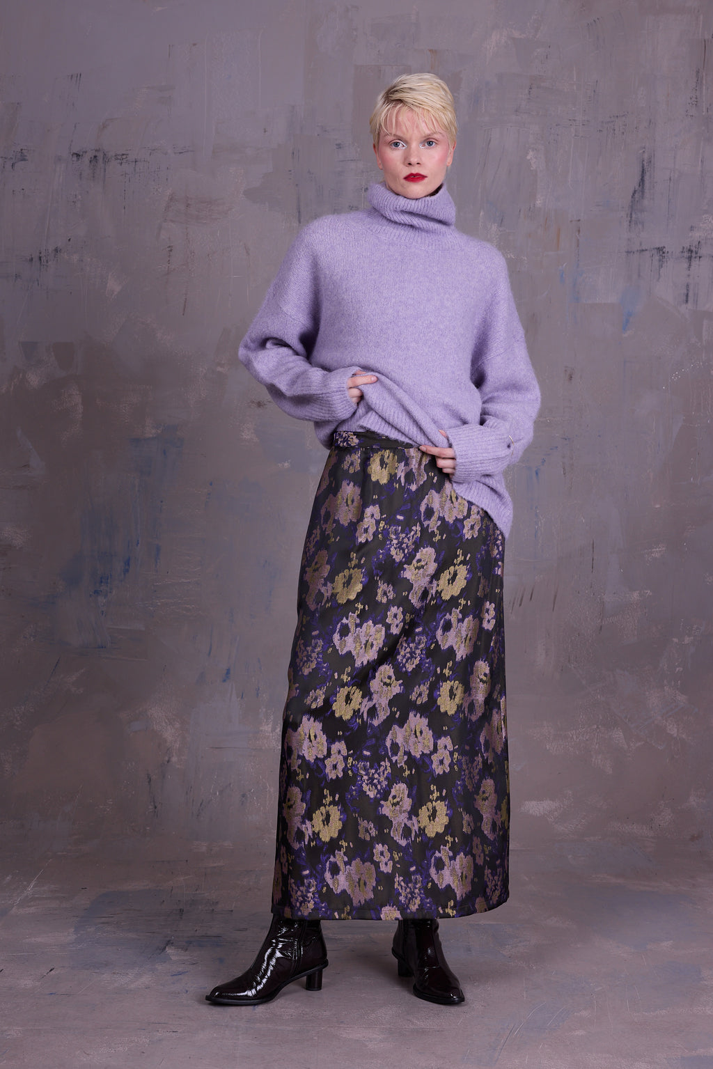 Geertrui knitted sweater in lilac