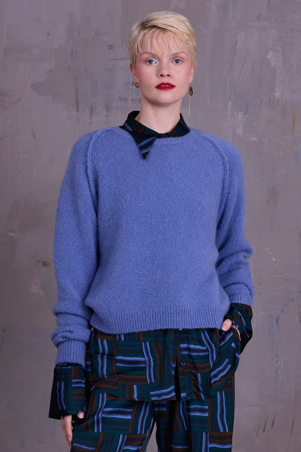 Gilke knitted sweater in madonna blue