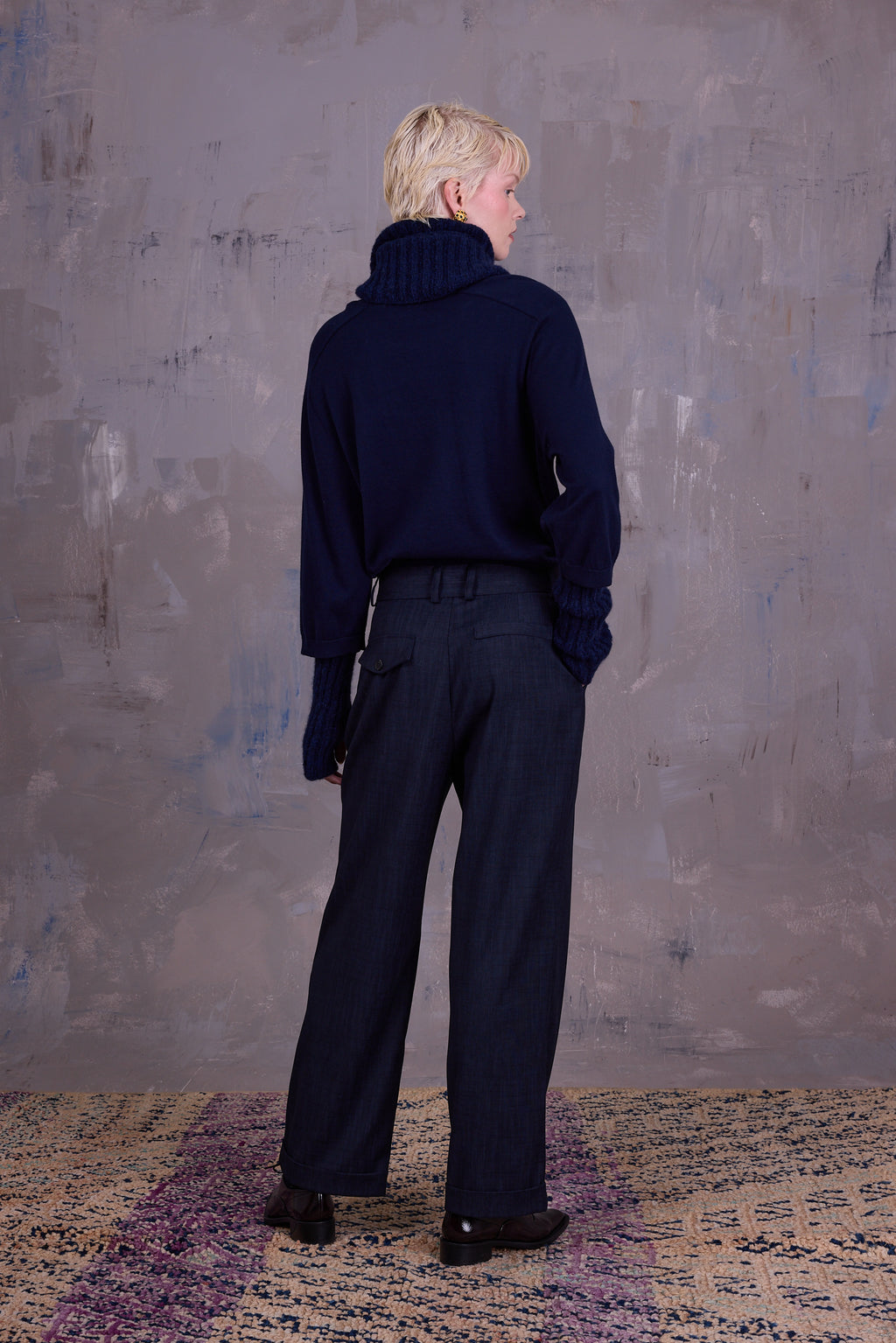 Oirlo sweater in dark navy