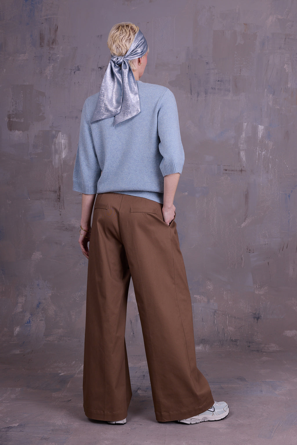 Giske knitted sweater in pearl blue