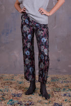 Gons Hose