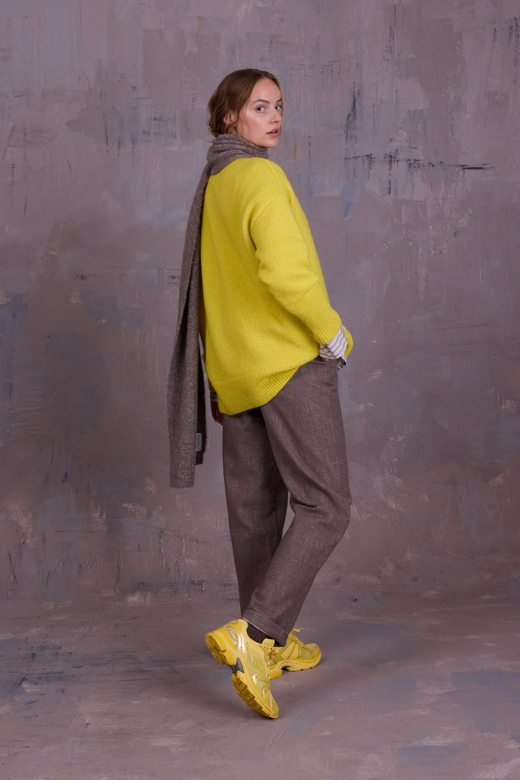 Fannie broek in greige gabardine