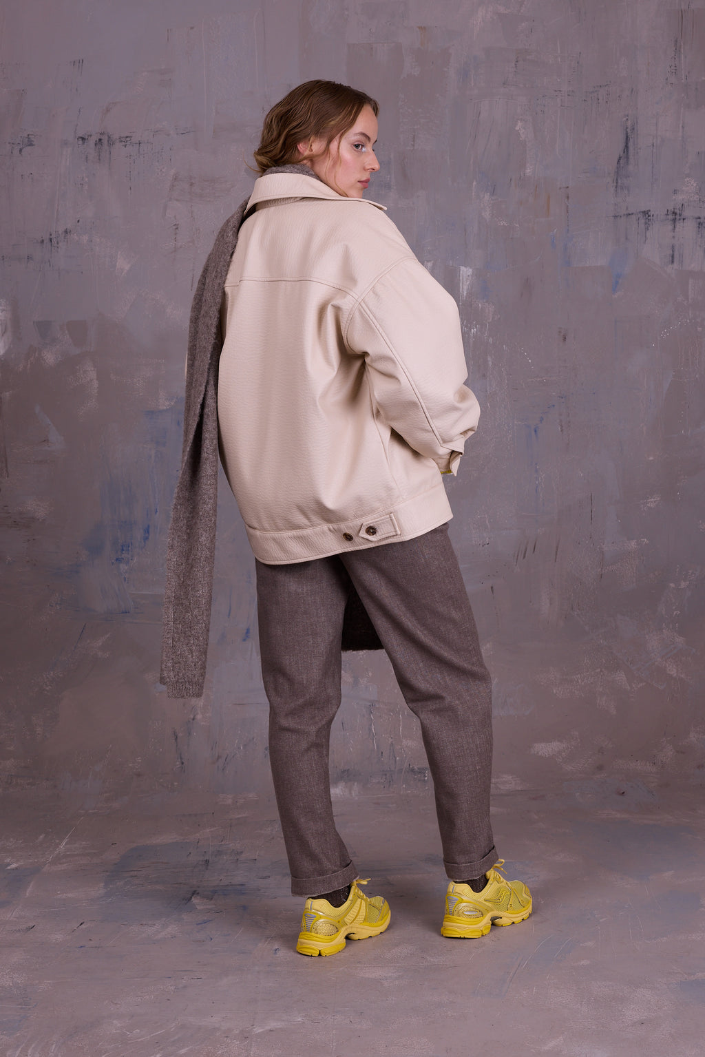 Fannie broek in greige gabardine