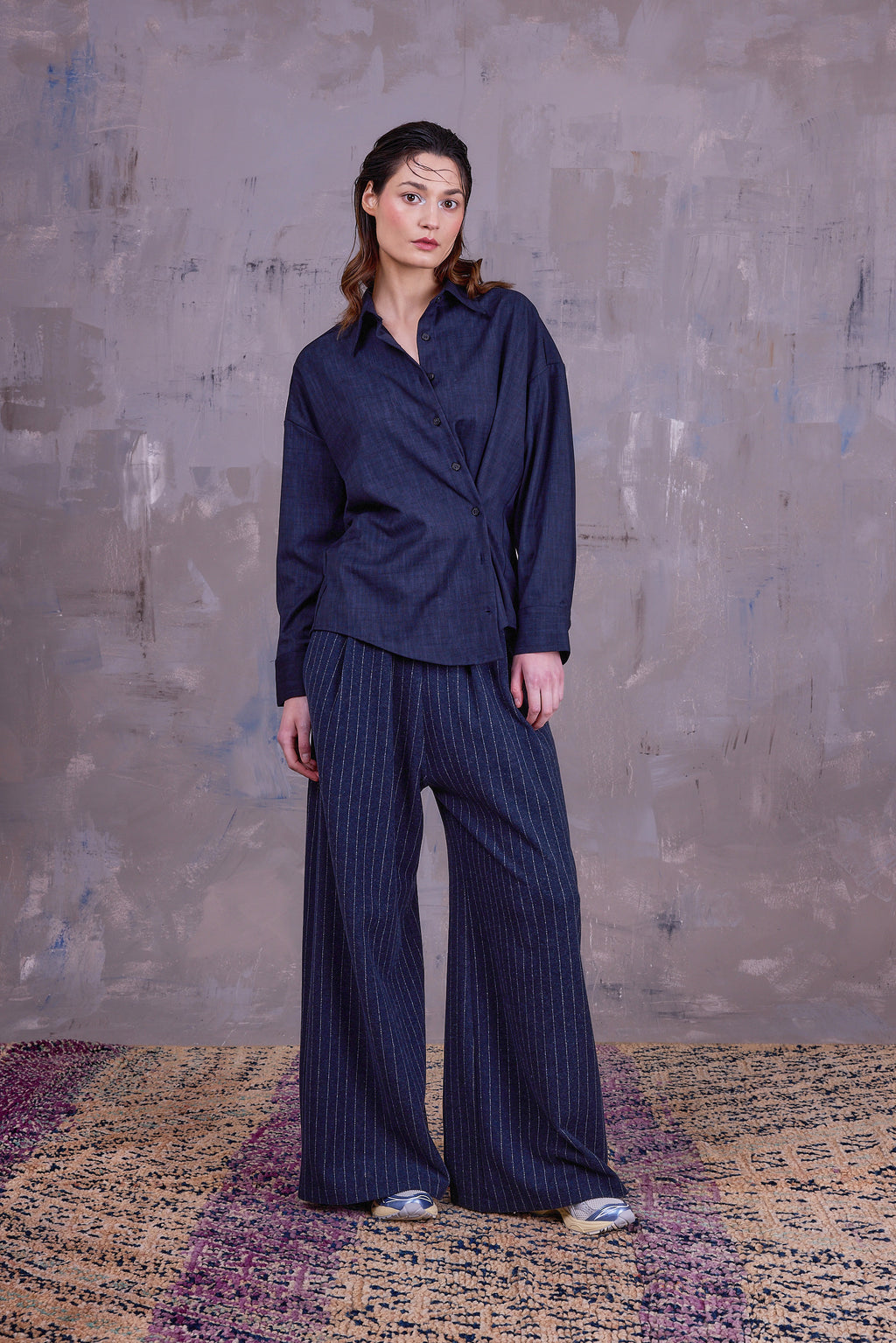 Egbert trousers in brown latte chalkstripe