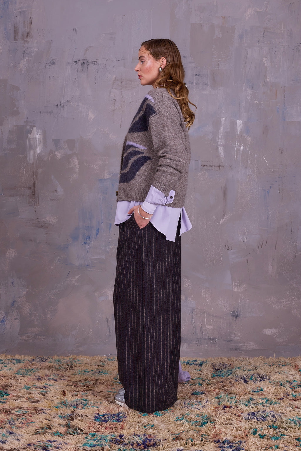 Egbert trousers in brown latte chalkstripe