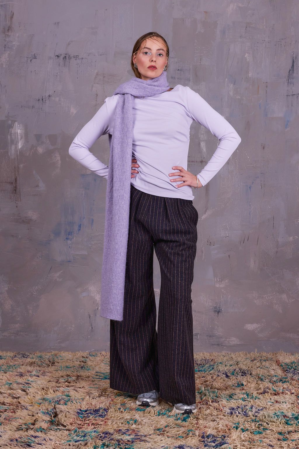 Egbert trousers in brown latte chalkstripe