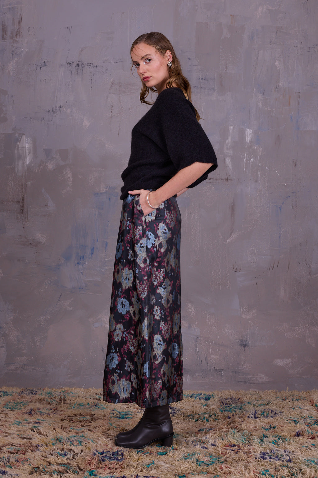 Emmanuel rok in pink blue jacquard