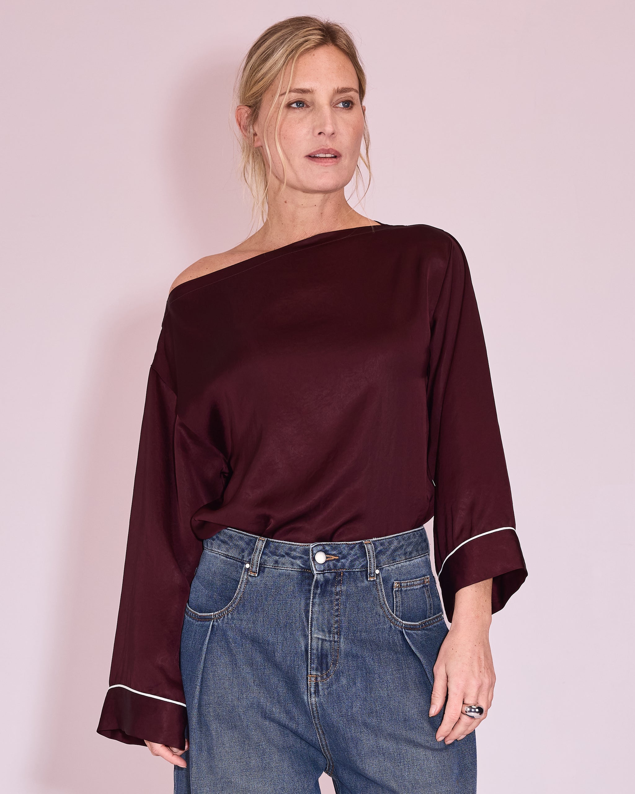 Jane blouse in burgundy