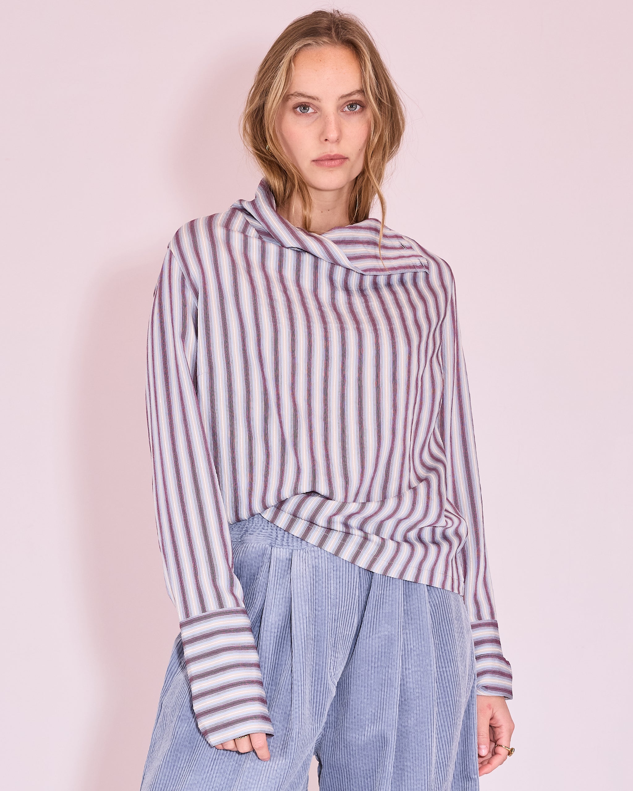 Haya blouse in burgundy / white / blue
