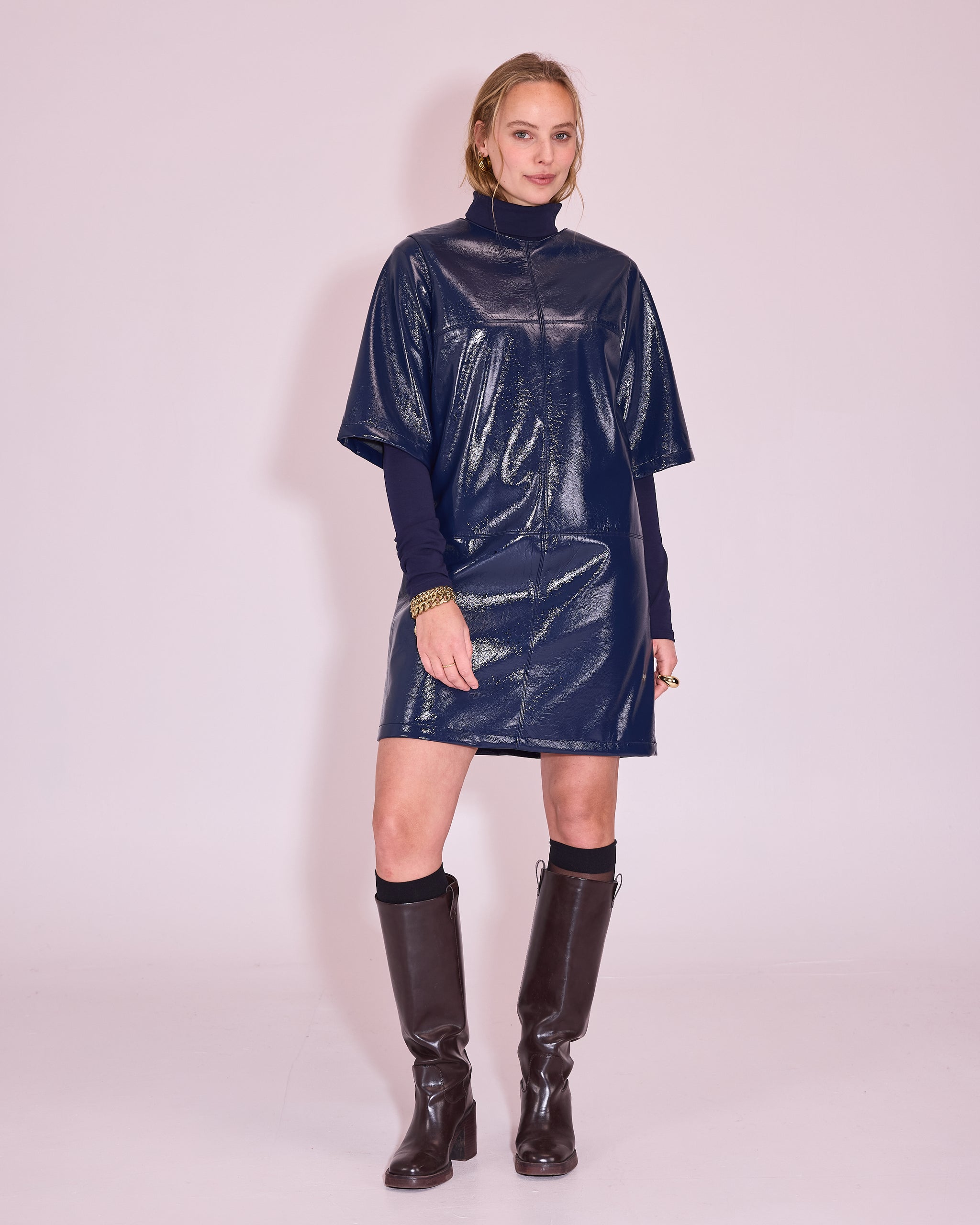 Gisely rolkraag T-shirt in midnight blue