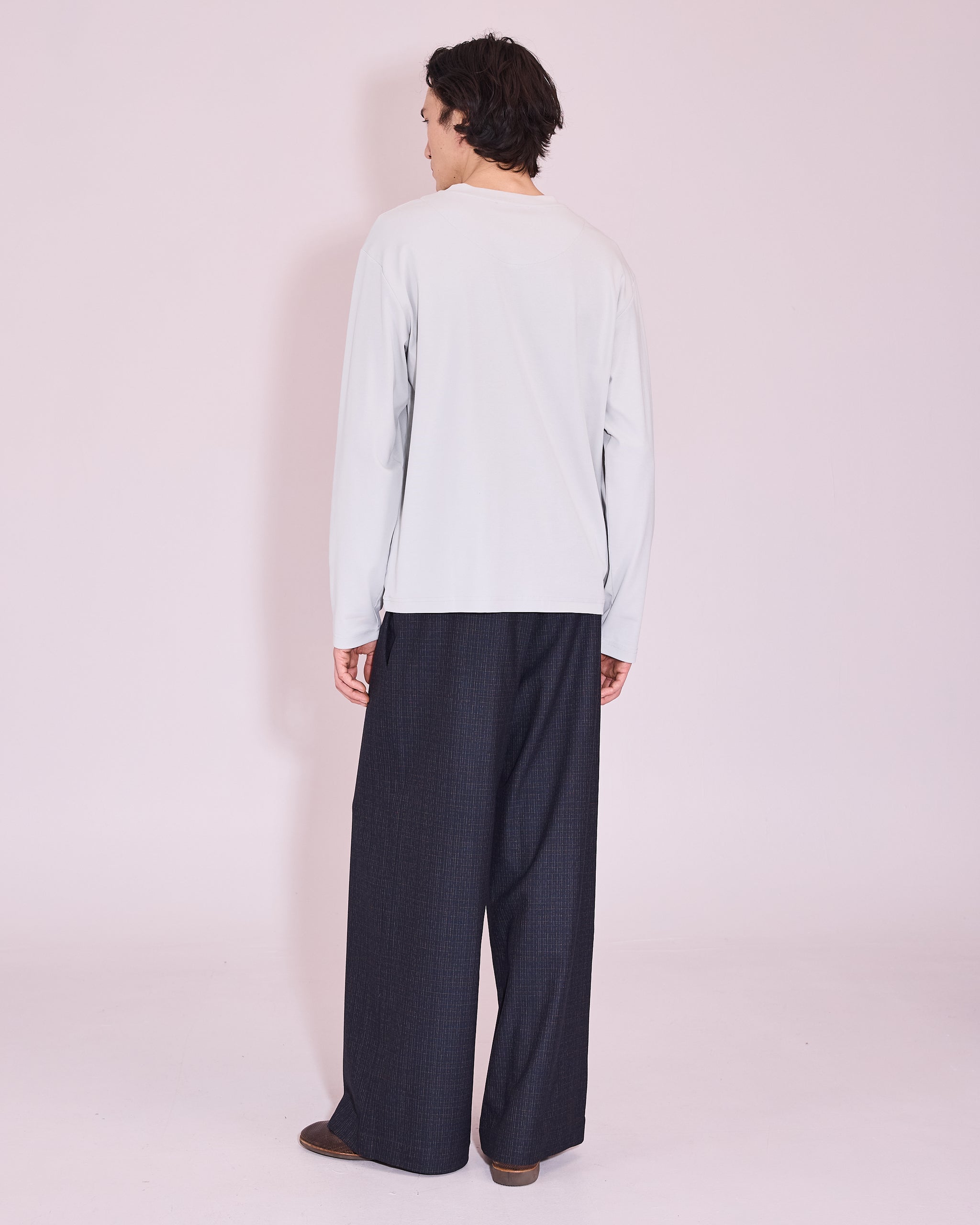 Geoff T-shirt in ice grey