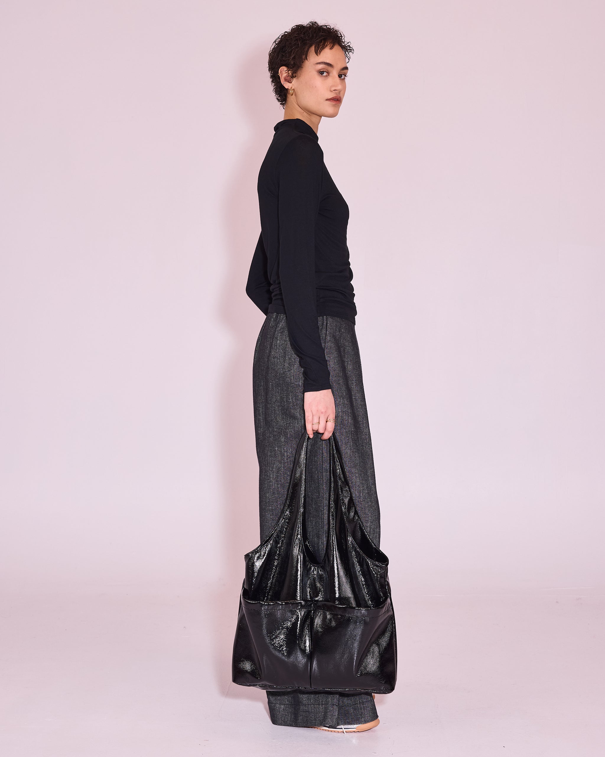 Jac handtas in black faux leather