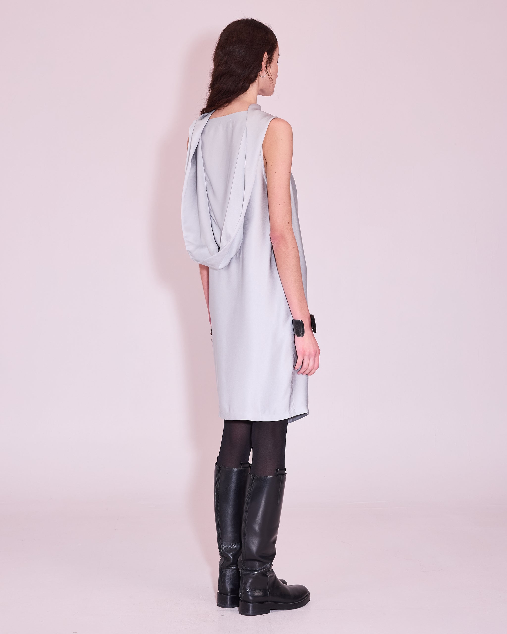 Jill dress in silver