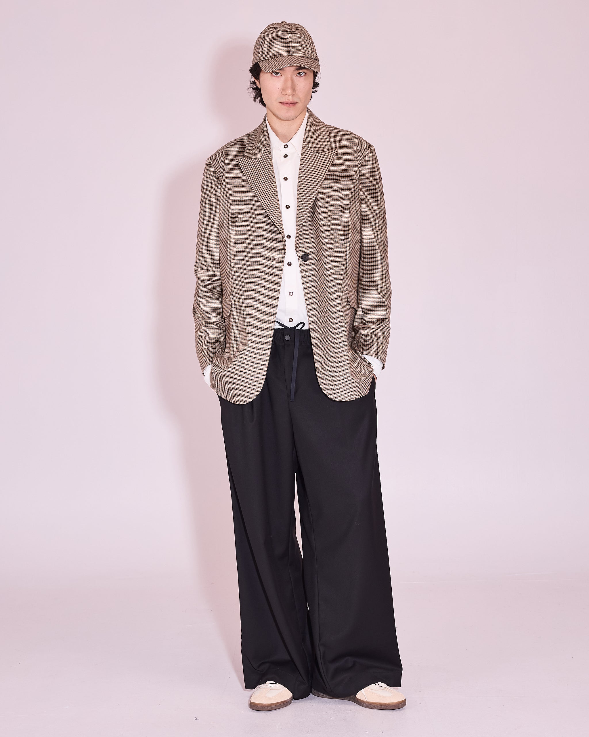 NVW26J005-J2100-102-BE.jpg