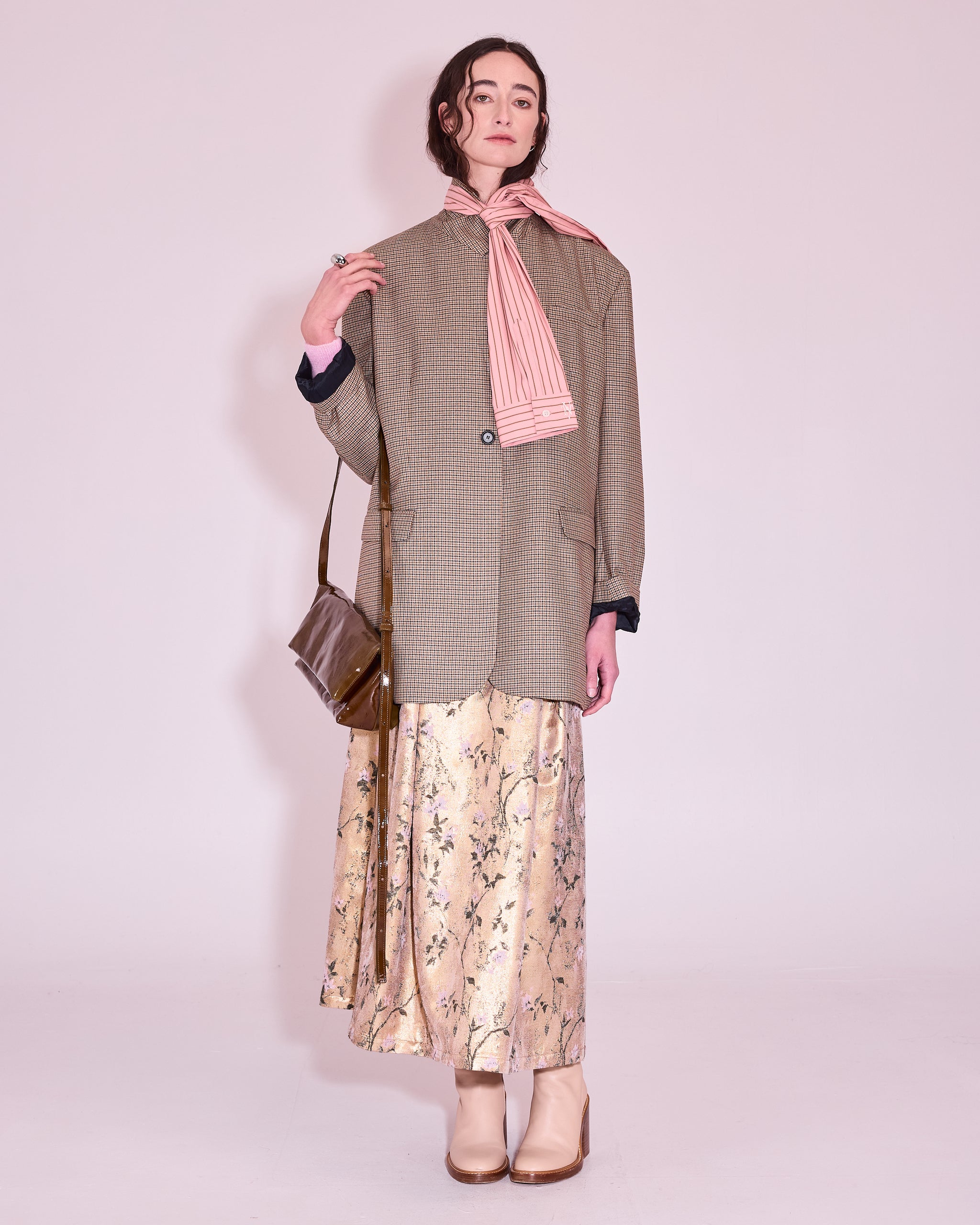NVW26J005-J2100-102-WF.jpg