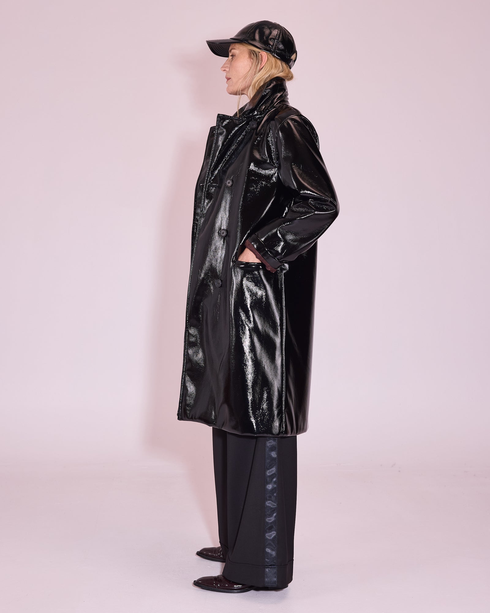 Gianni jas in black faux leather