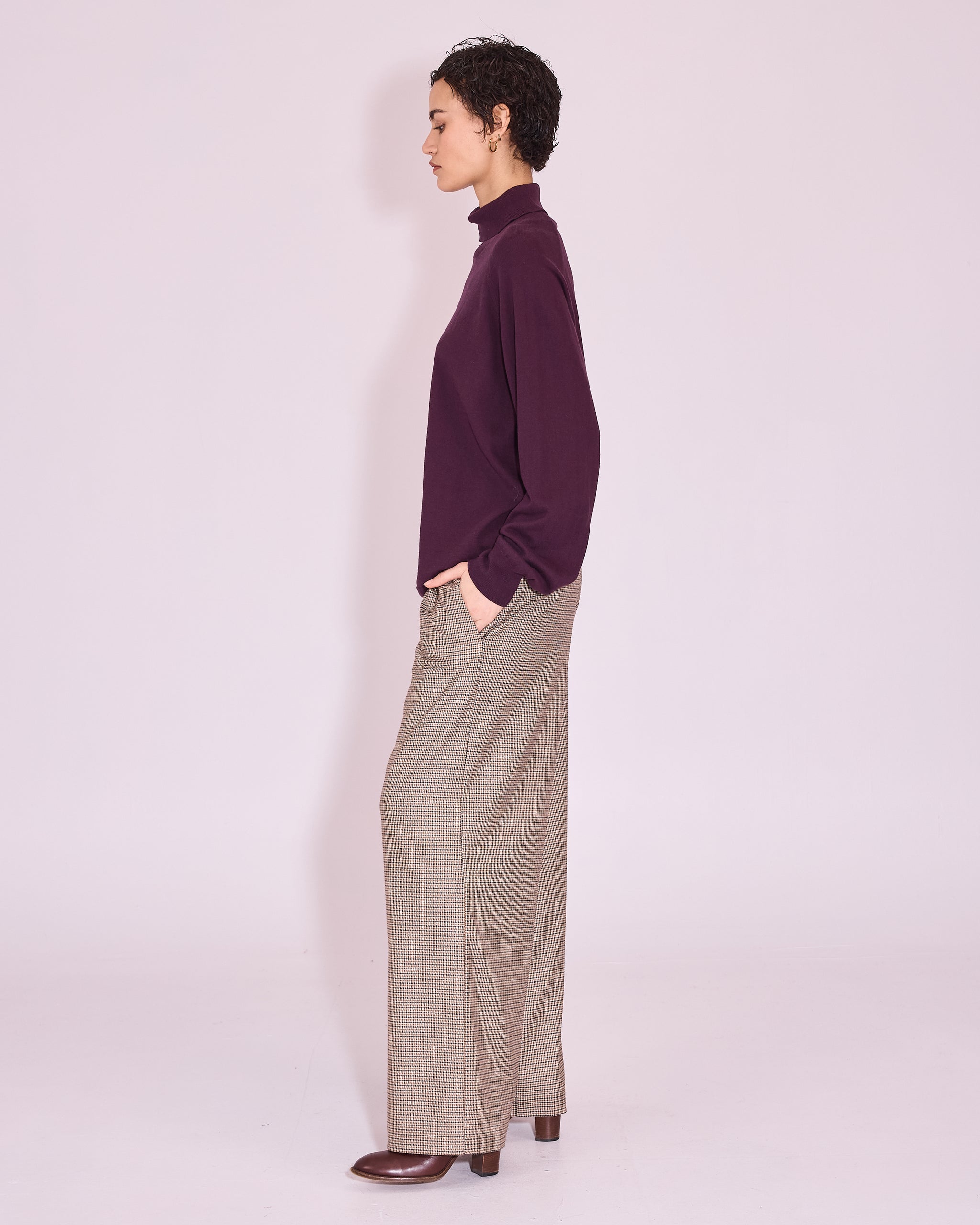 NVW26K015X-J7000-482-WB.jpg