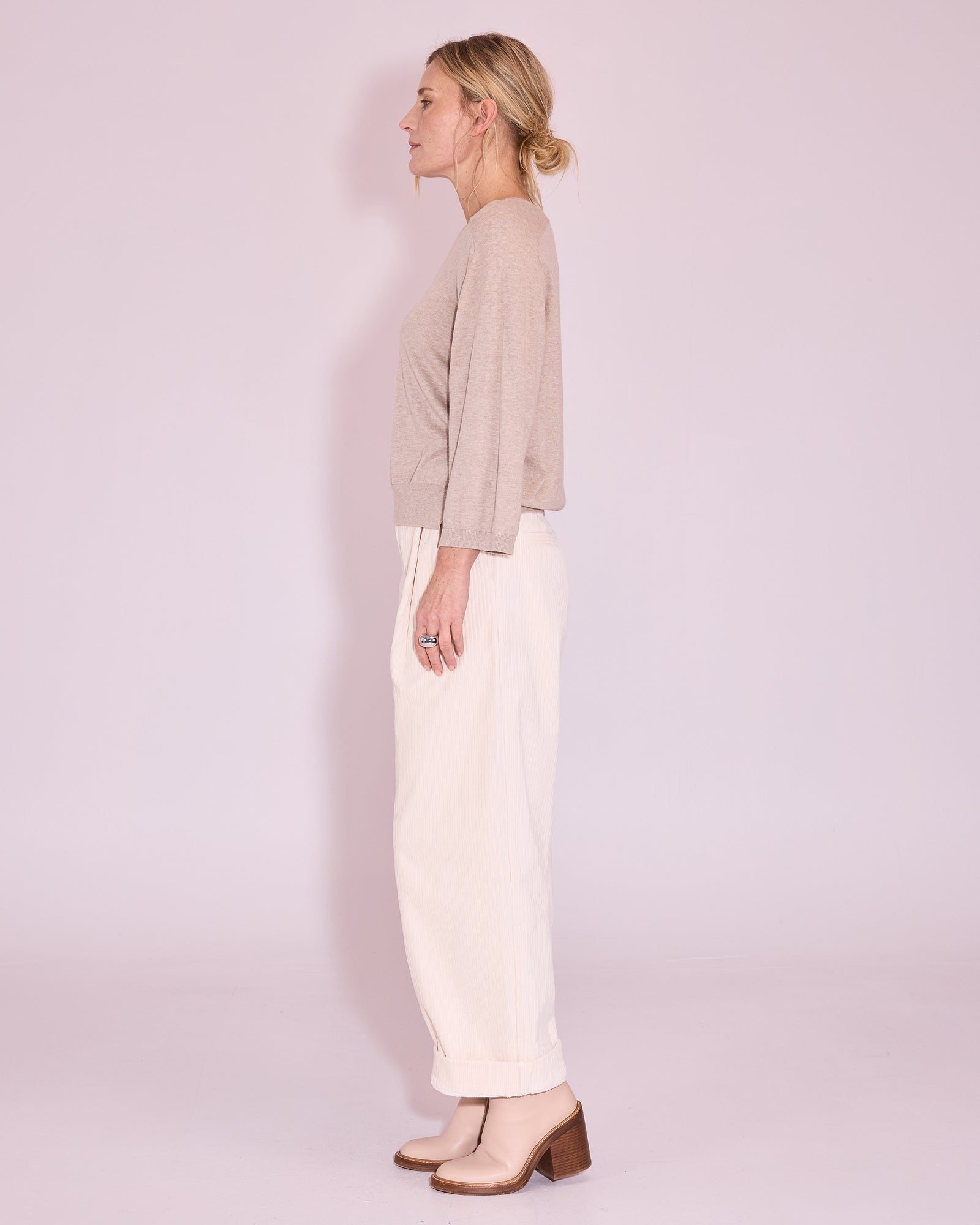 Jadara knitted sweater in sand