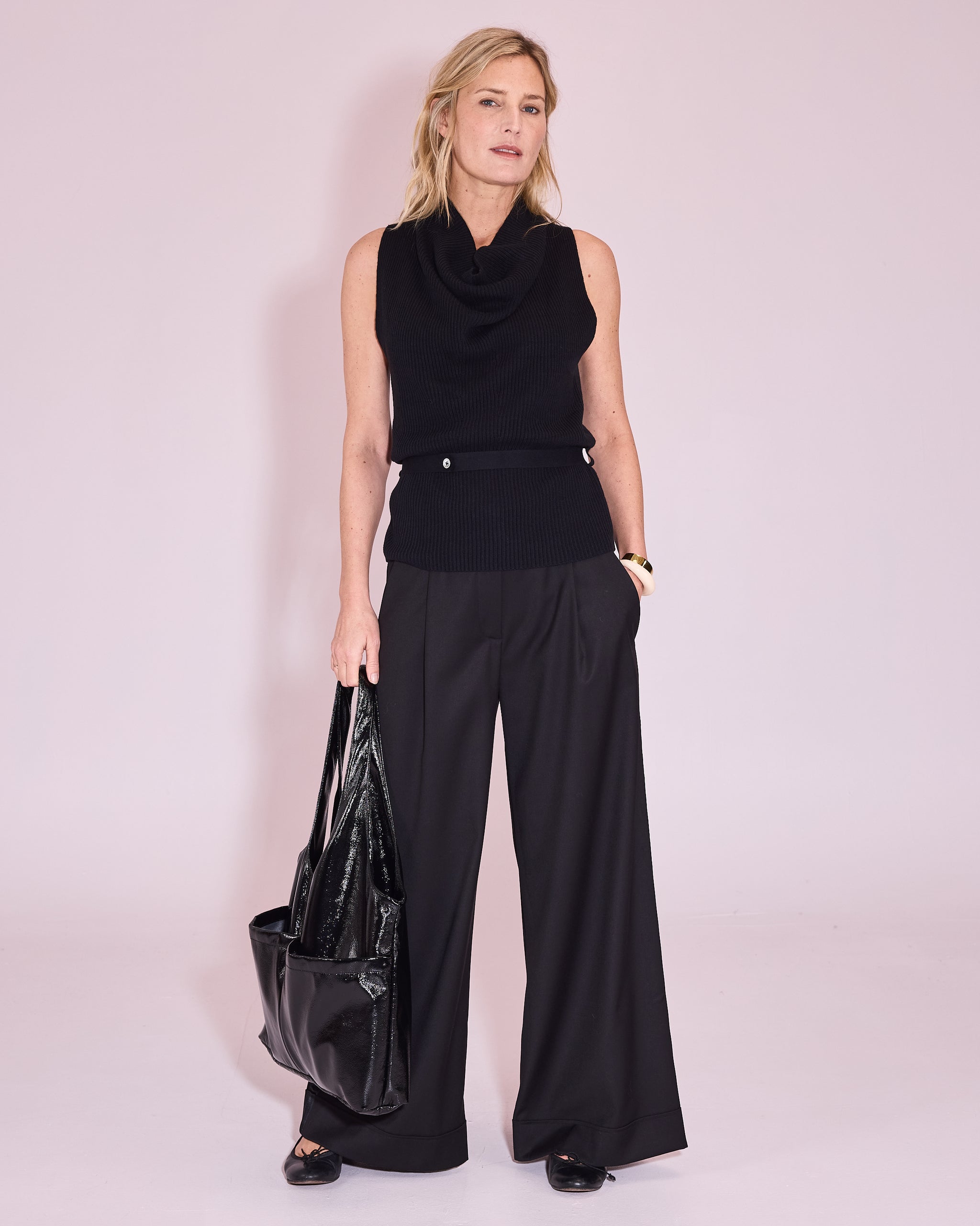 Jeddah knitted top in black