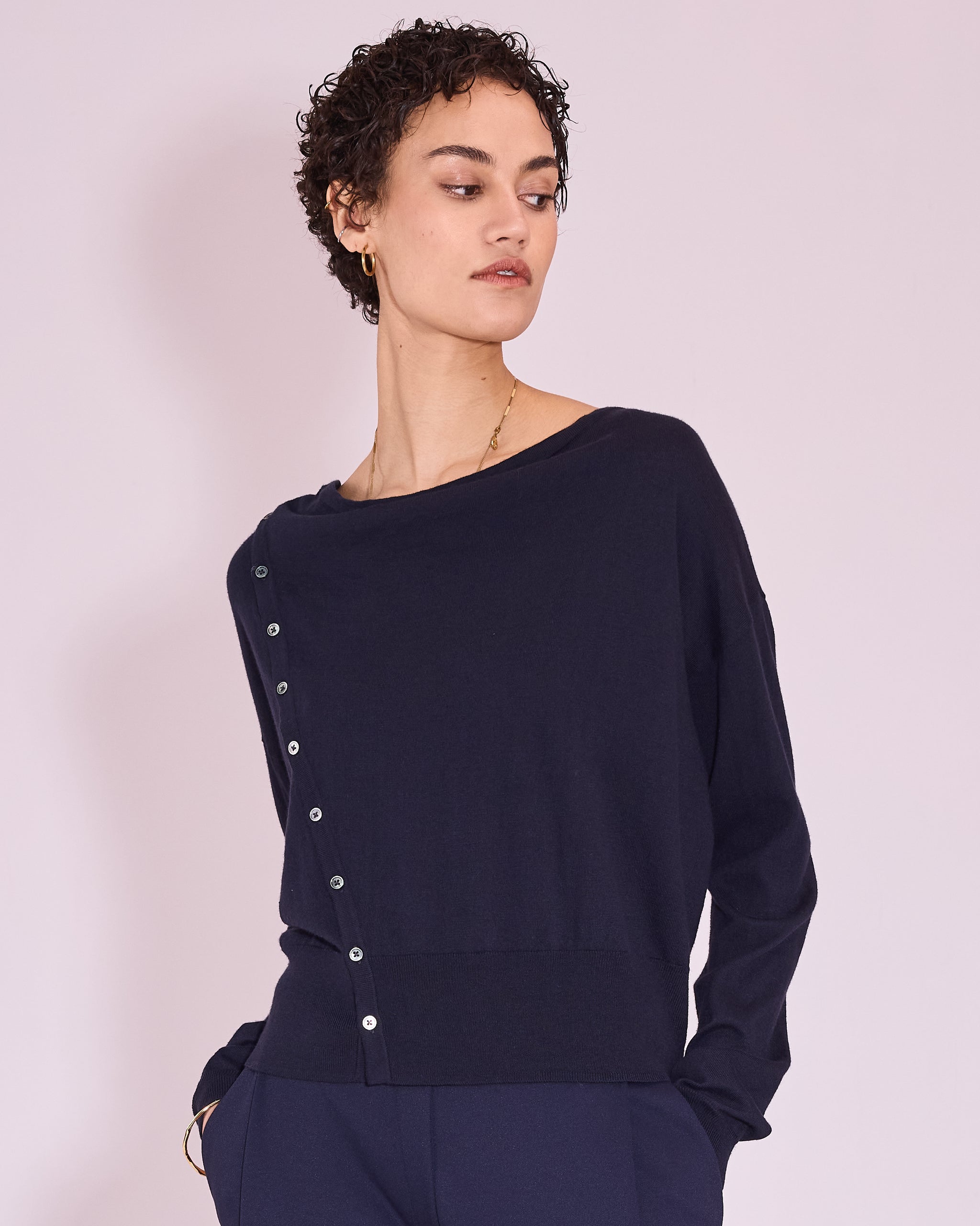 Jinzhou knitted sweater in midnight blue