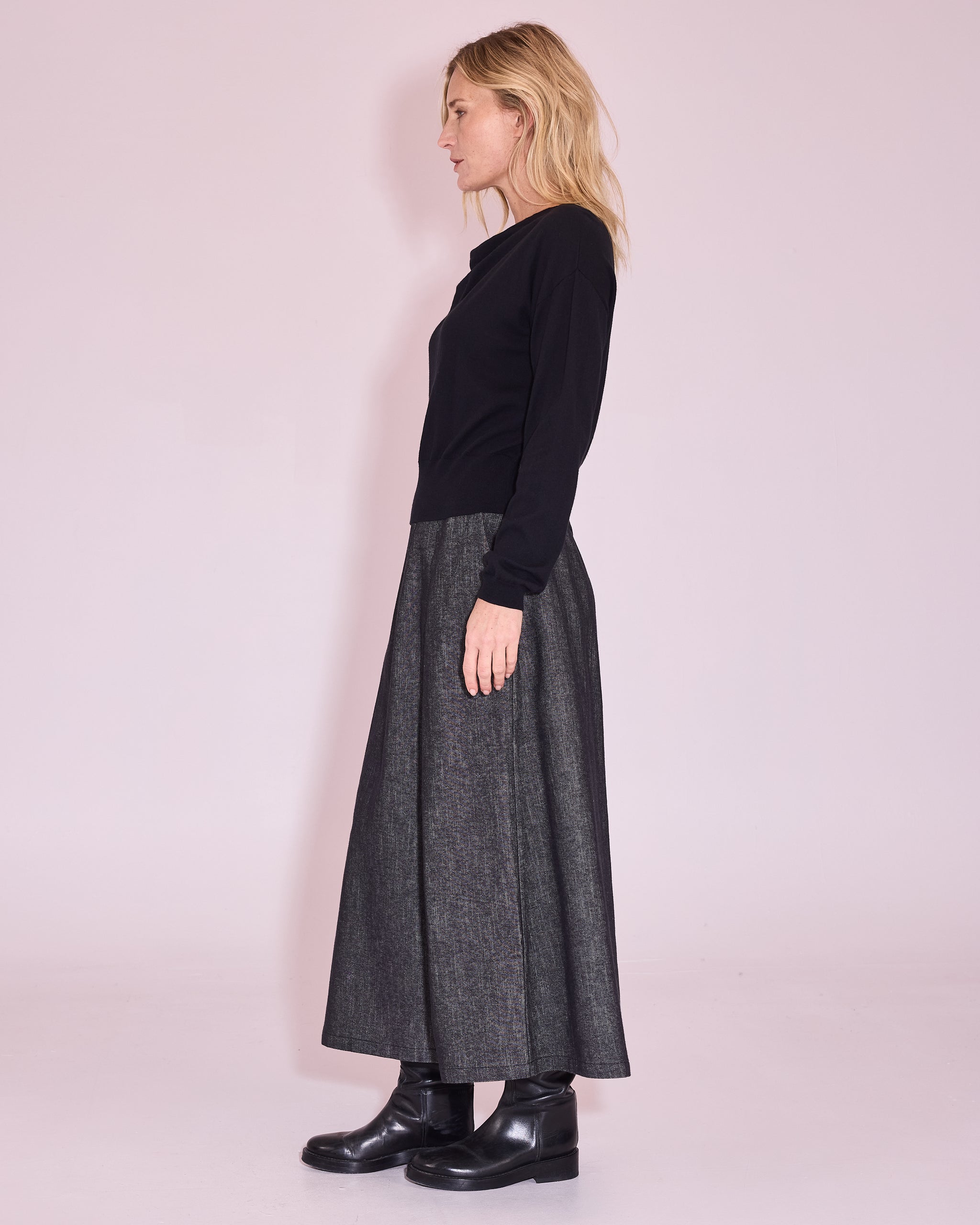 Jinzhou knitted sweater in black