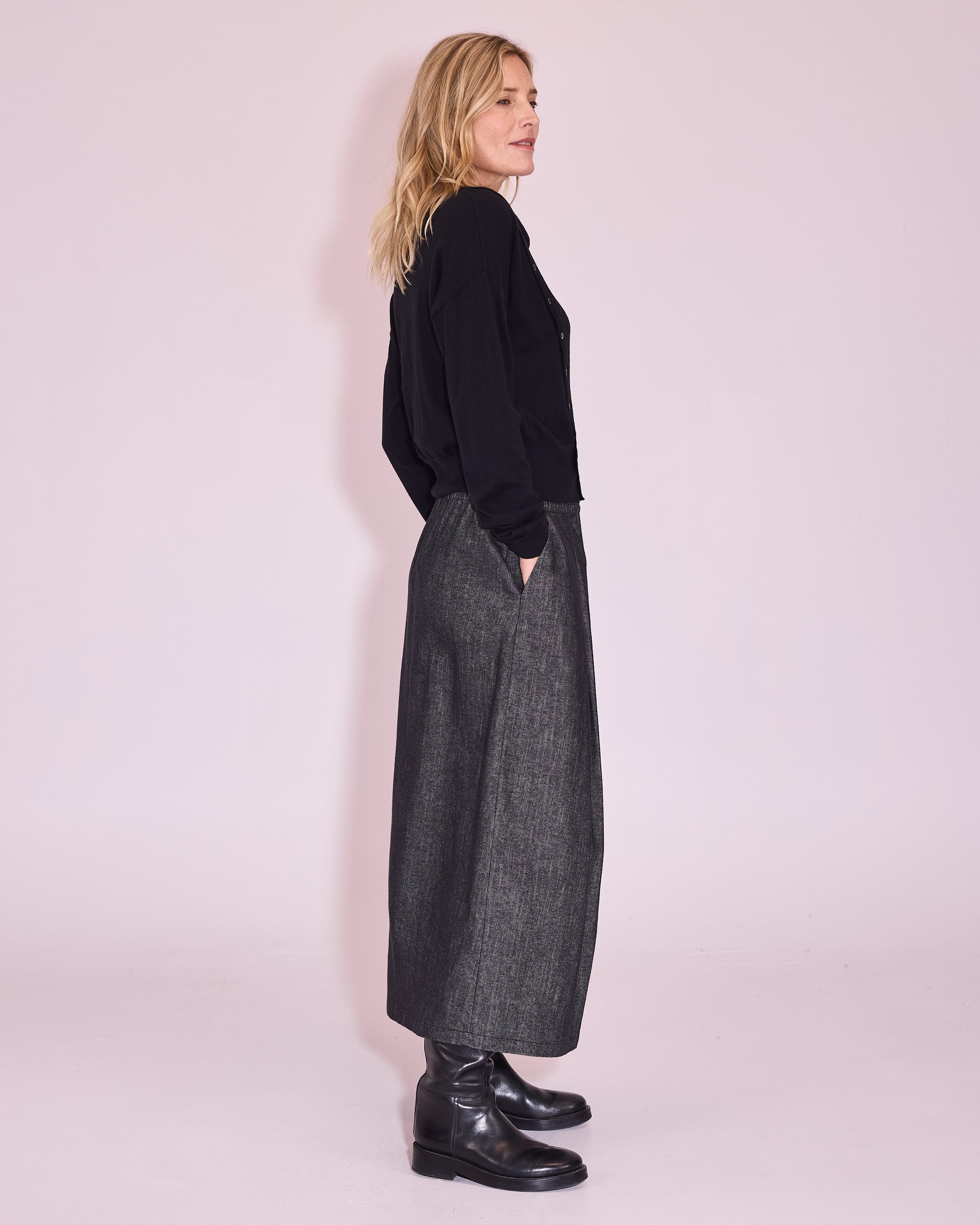Jinzhou knitted sweater in black