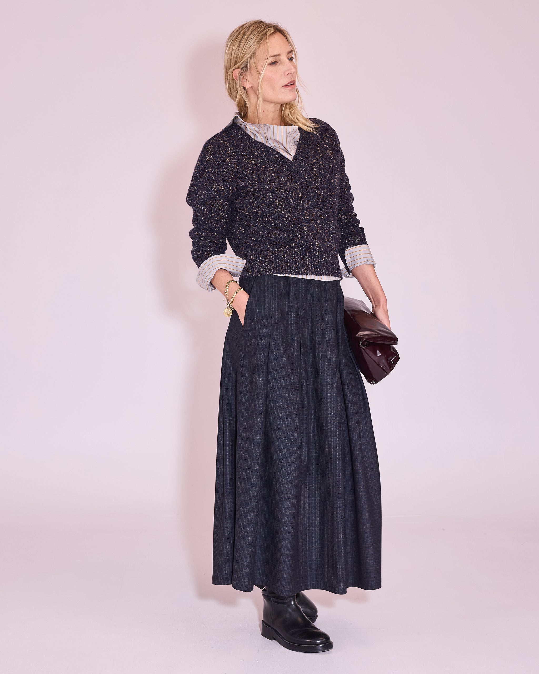 Jerevan trui in midnight blue / amber