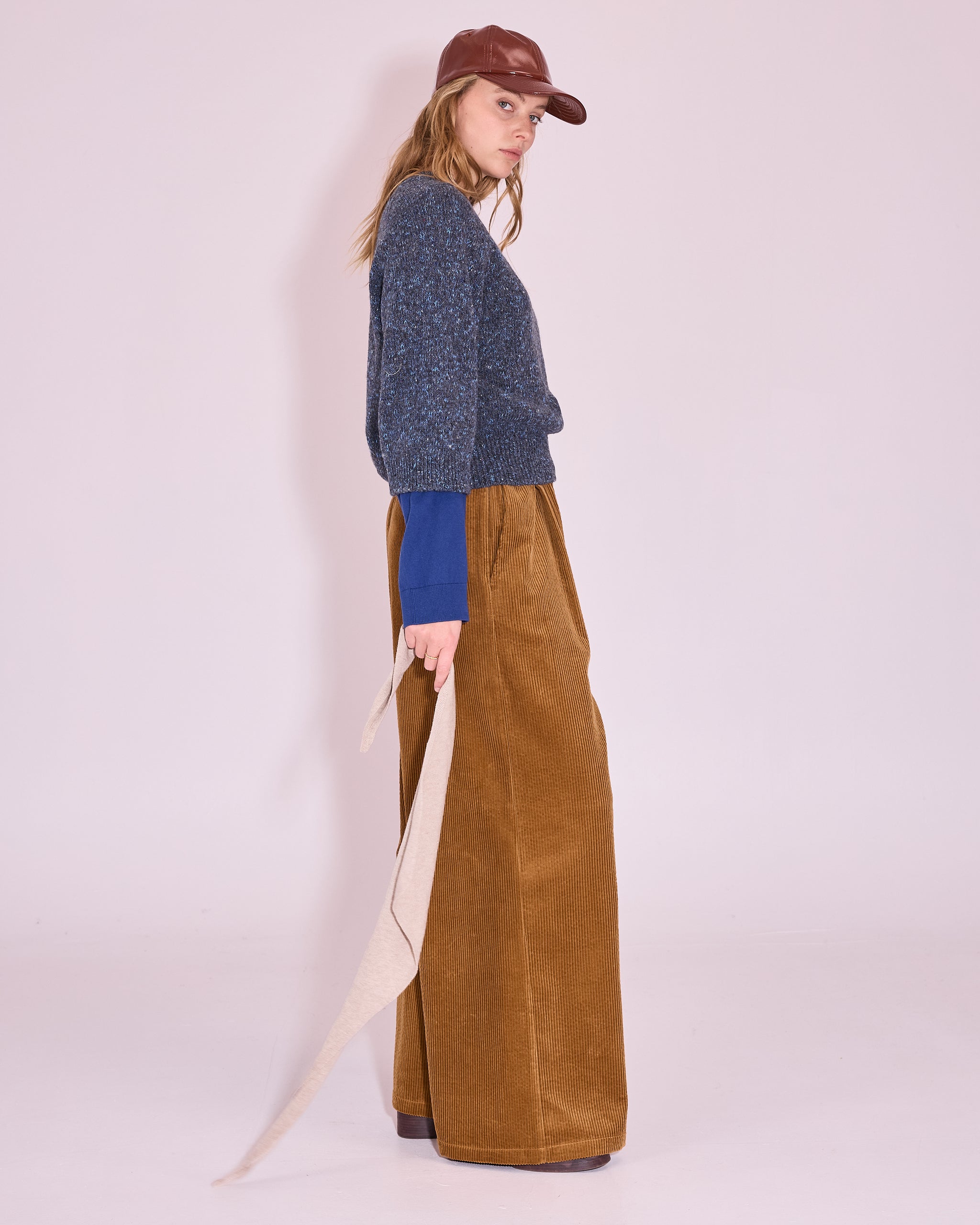 Jakarta trui in grey / river blue