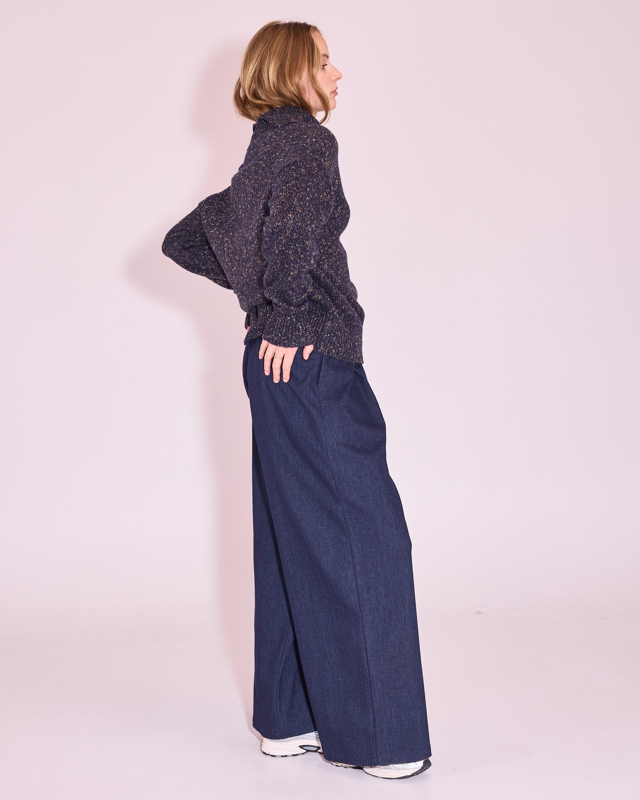 Joure trui in midnight blue / amber