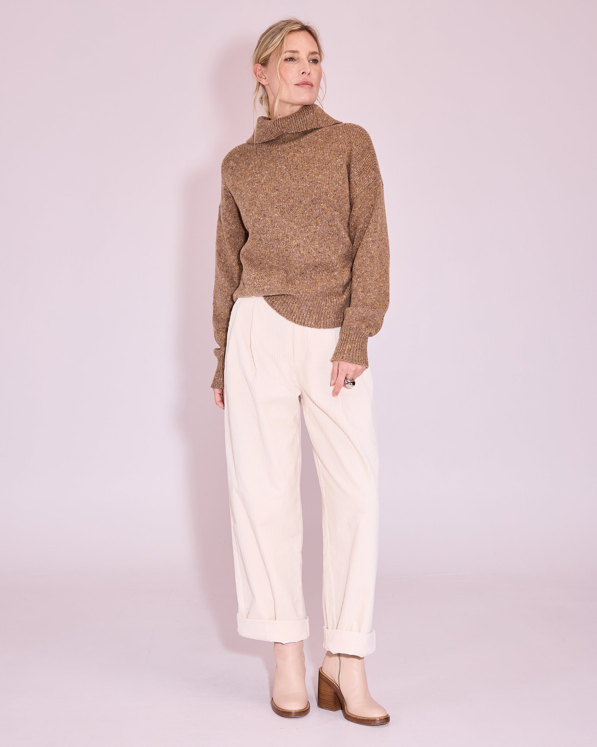Joure trui in camel / corn