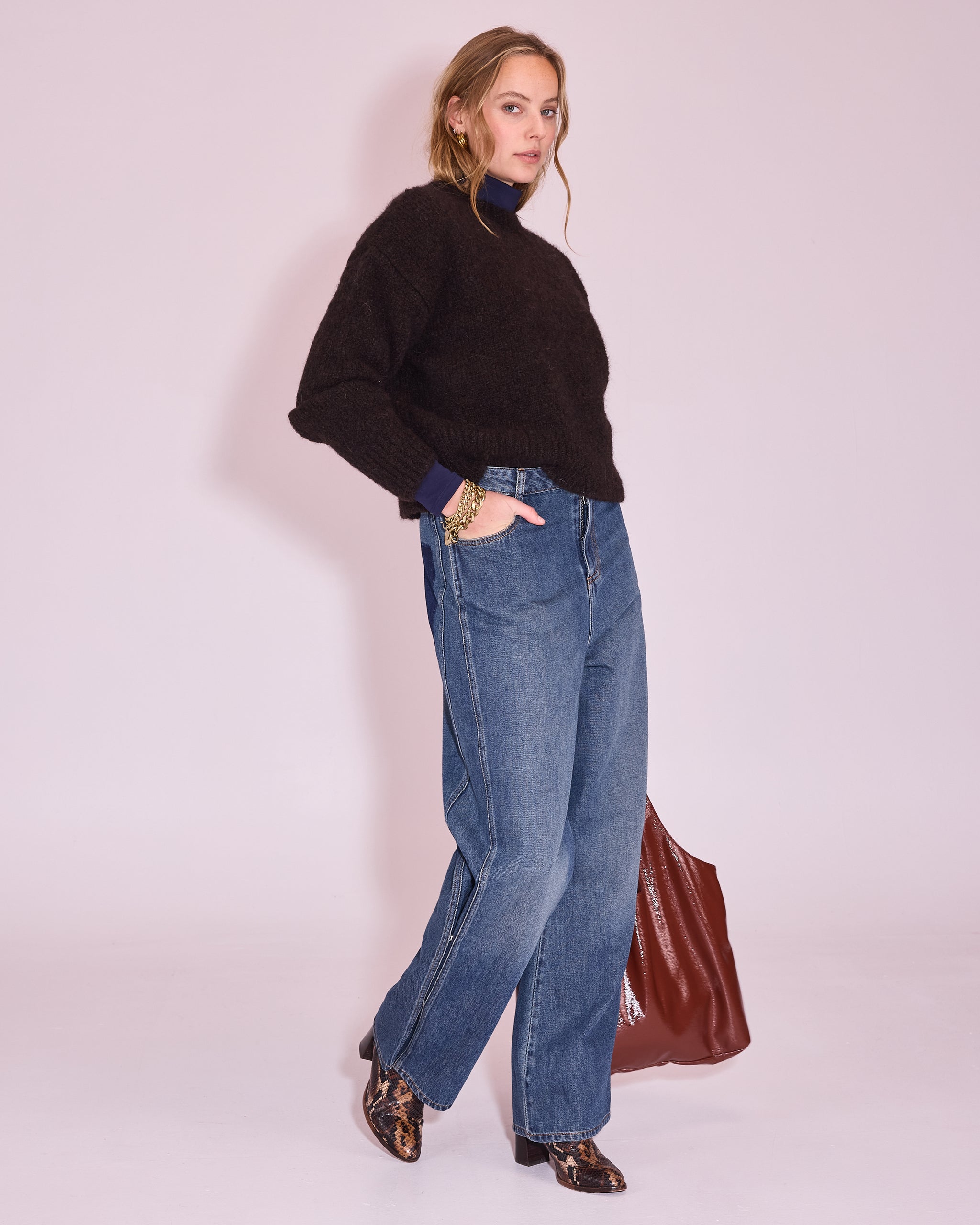 Johannesburg knitted sweater in black bean