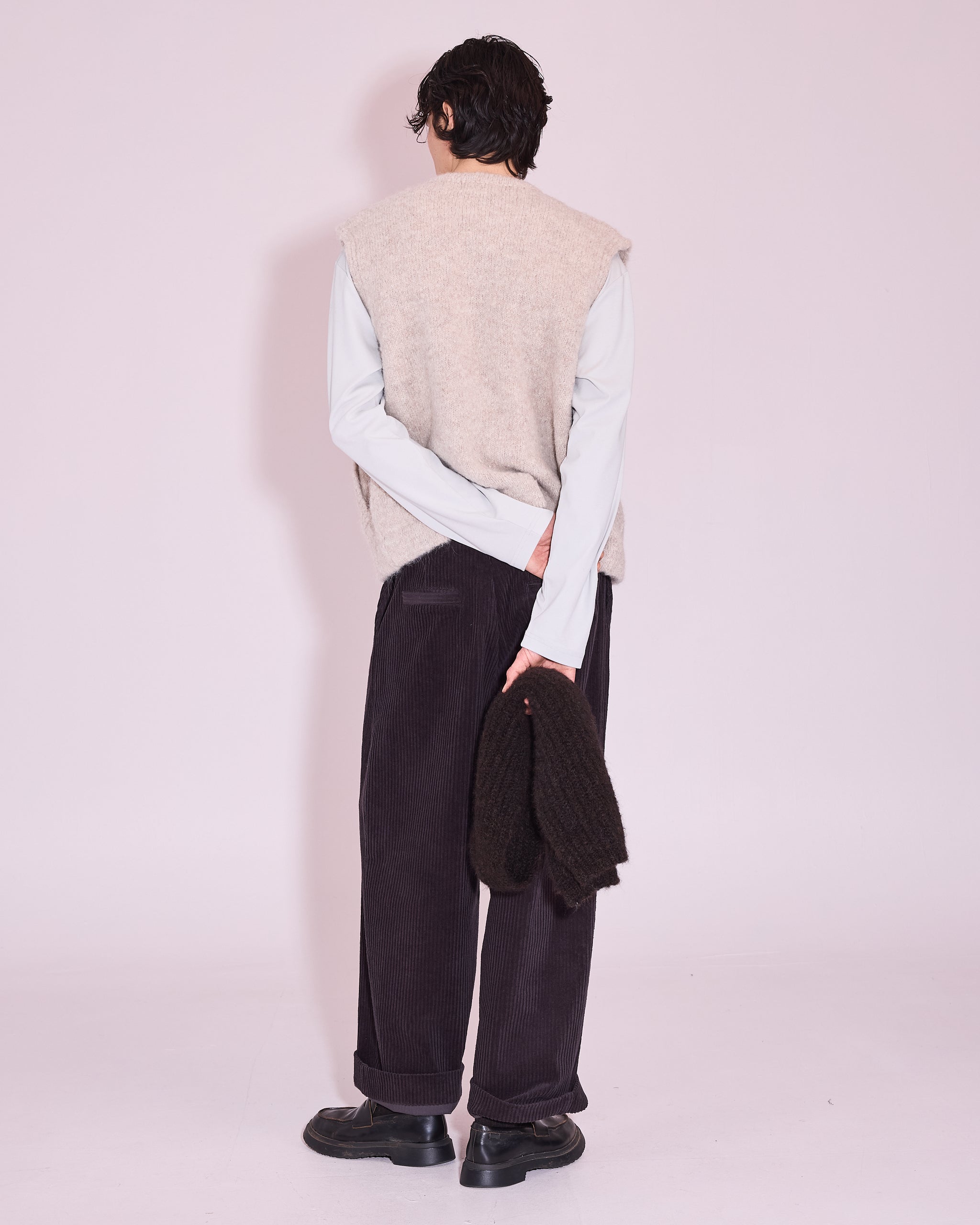 Jadwin vest in stone