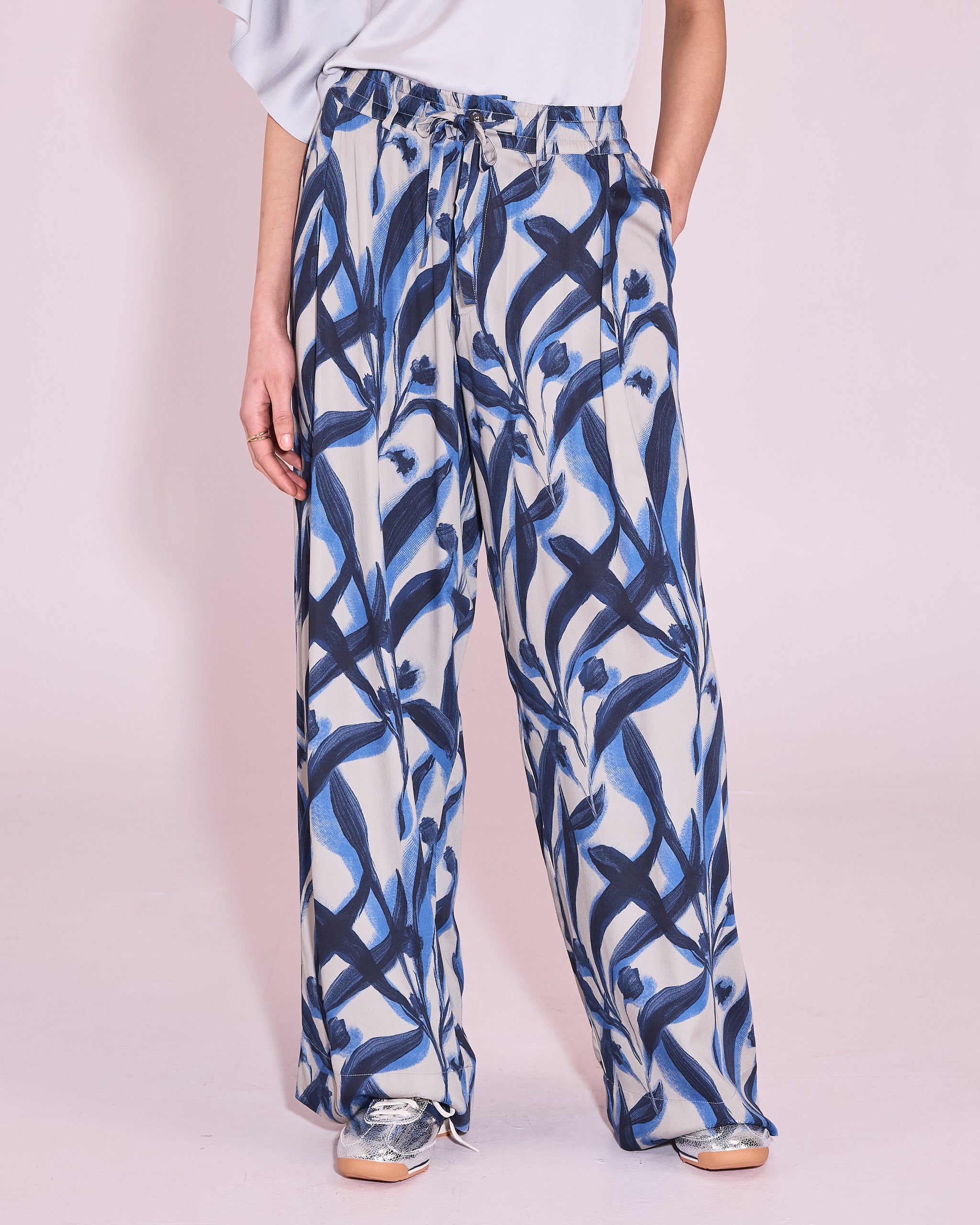 Haiko broek in blue leaves