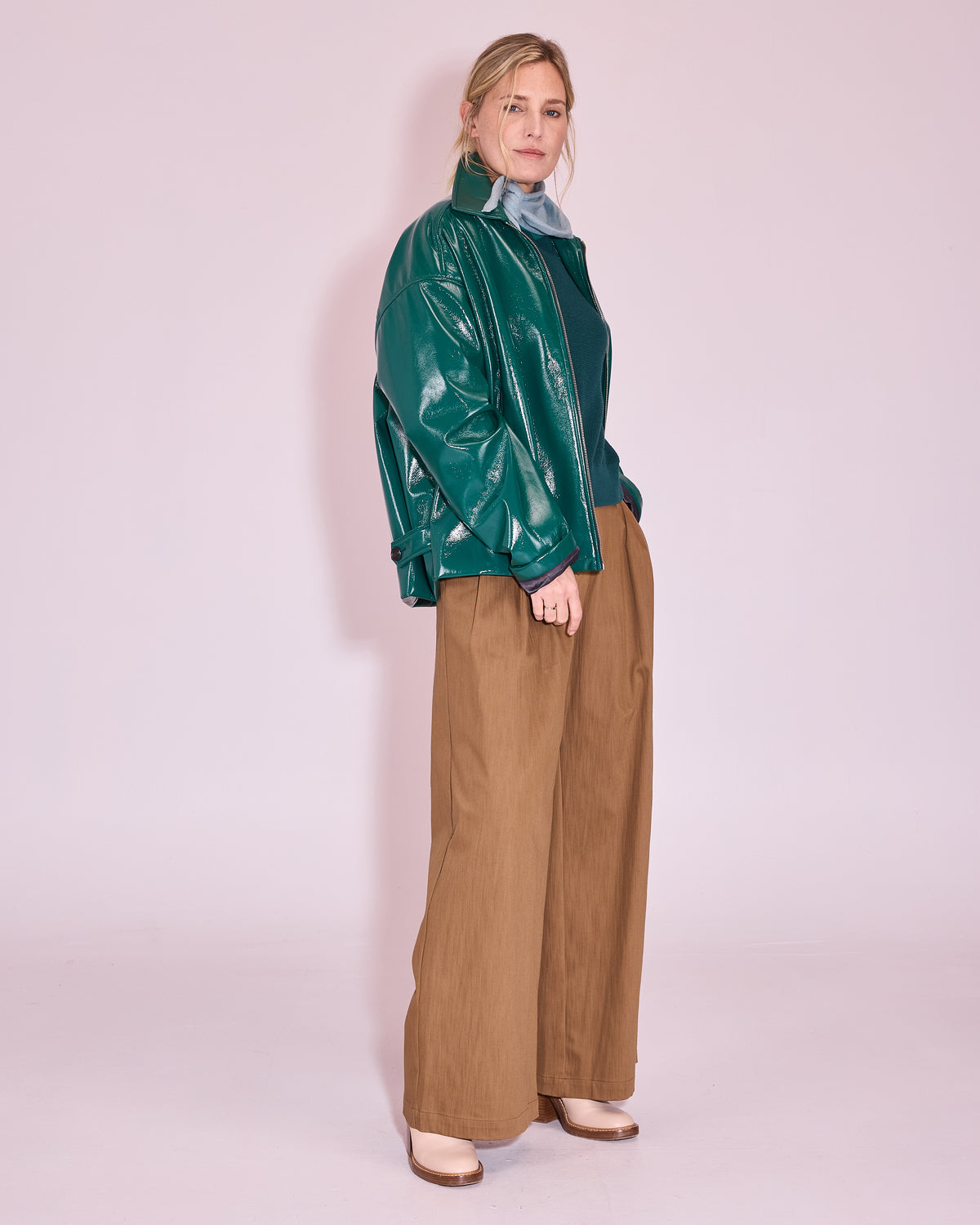 Guy trousers in bronze brown