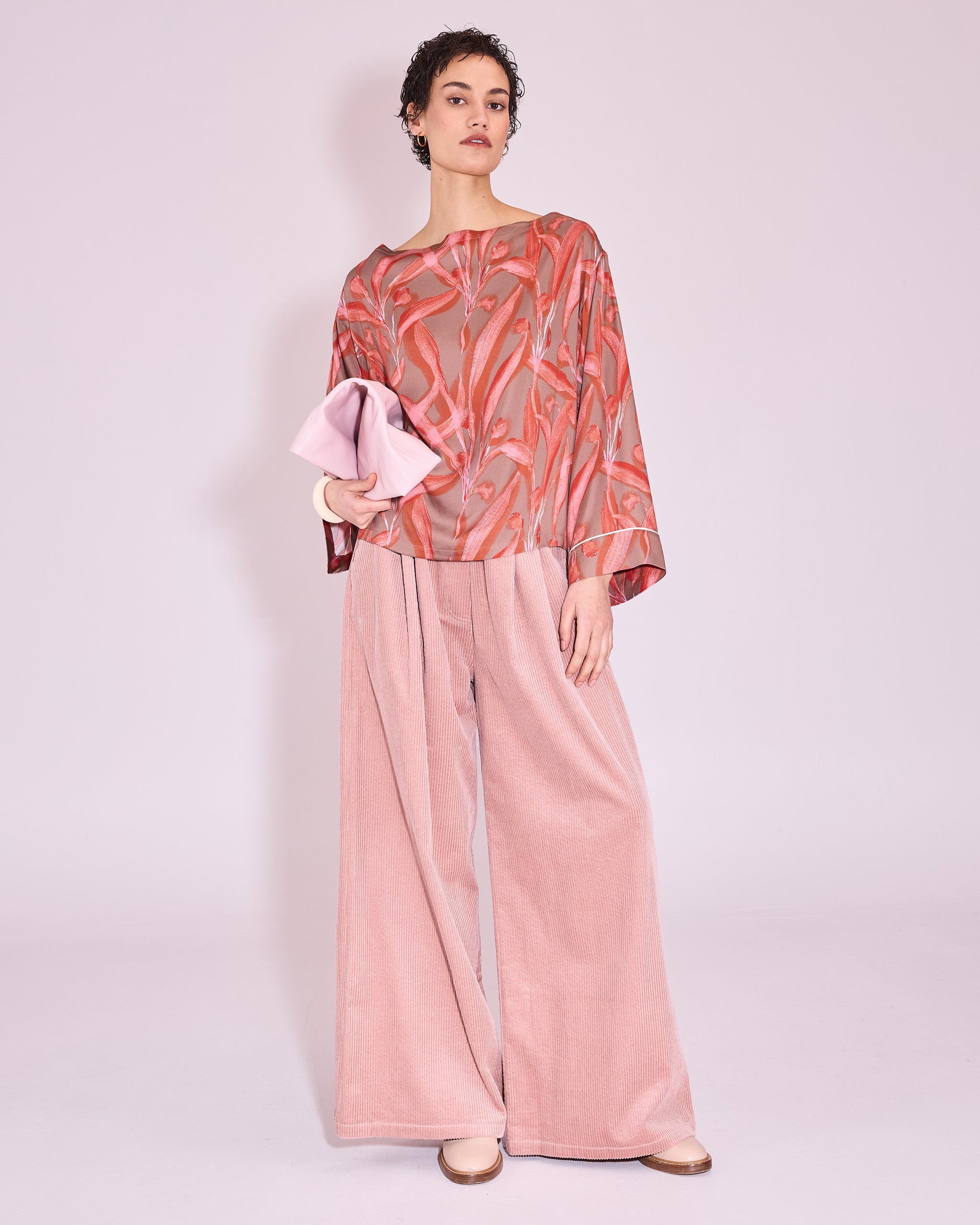 NVW26P023X-J2200-414-WH.jpg