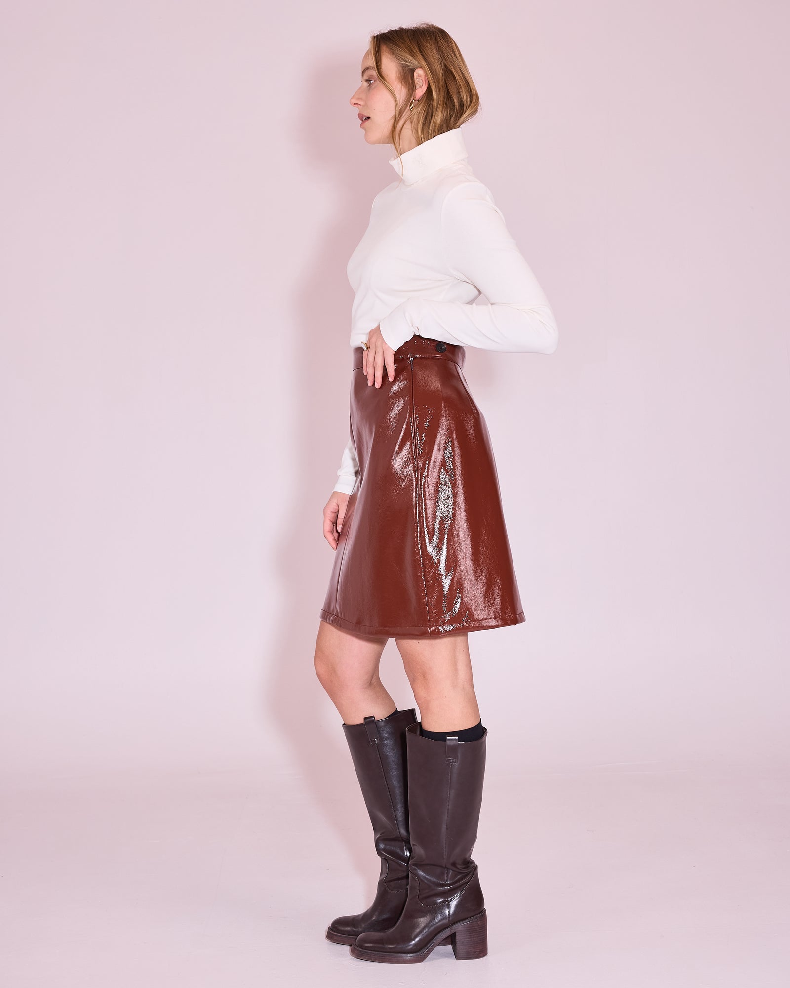 Jetty rok in maroon faux leather